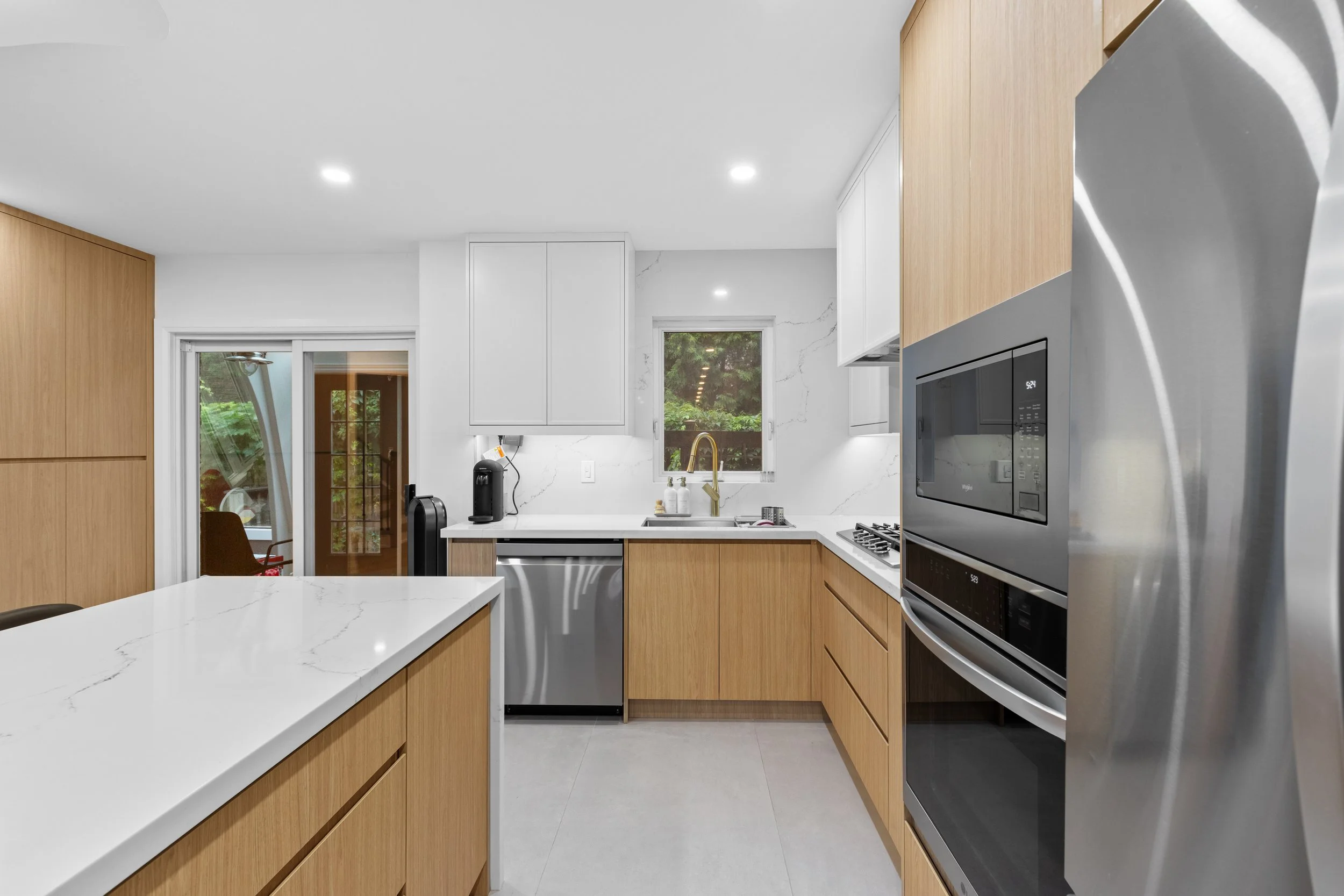 06-Kitchen.jpg