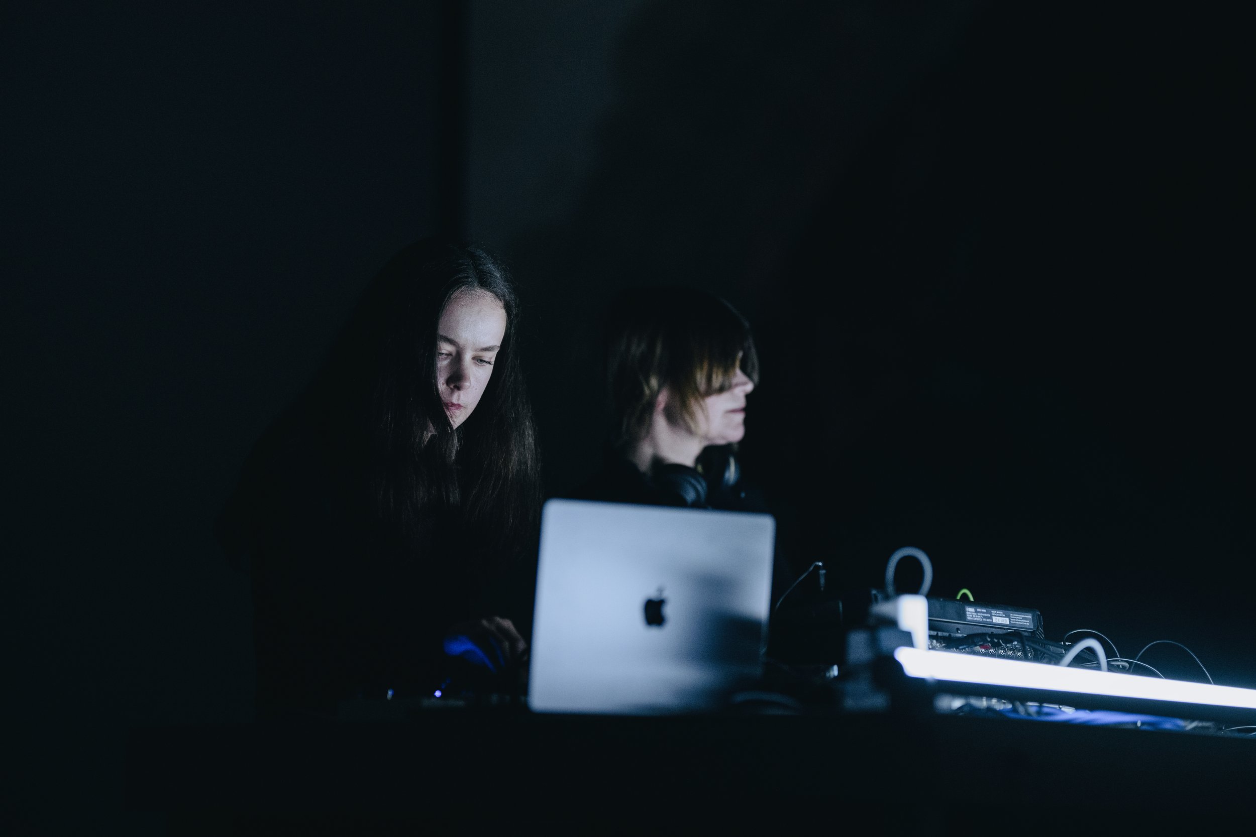 KlaraLewis&NikColkVoid+PedroMaia_LaBâtie_SébastienMoritz_20240908_HD-12.jpg