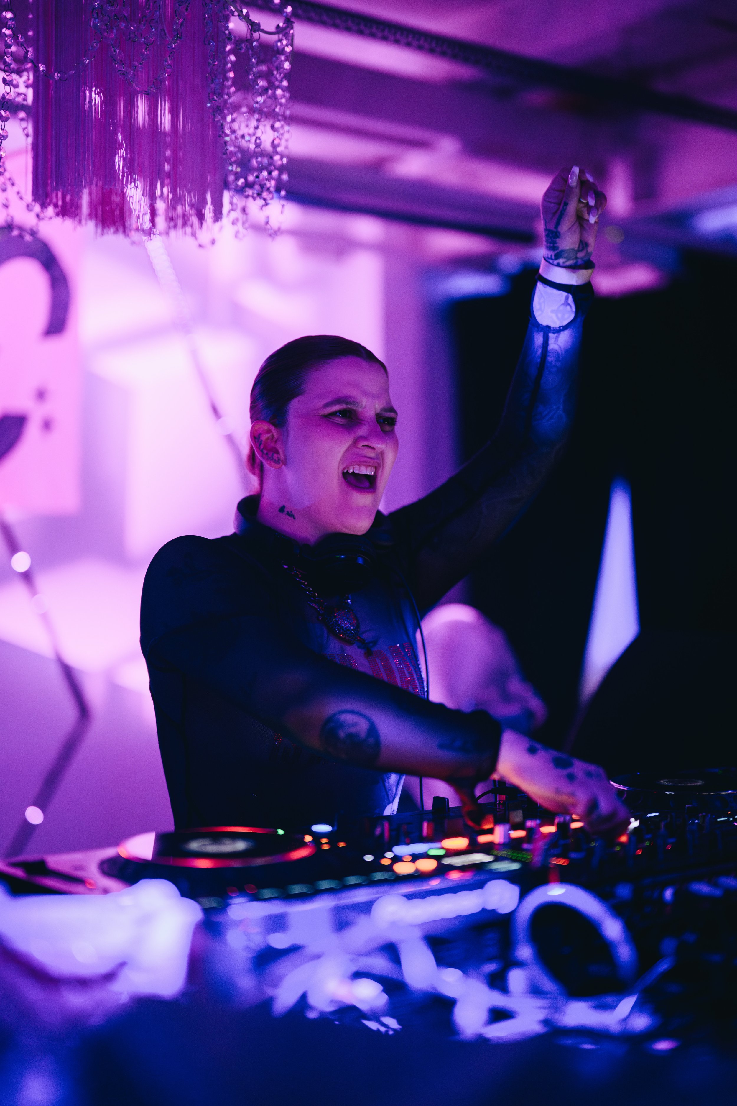 LinaPary_PinkJuicyClub_LaBâtie_Kugler_SébastienMoritz_20240914_HD-25.jpg