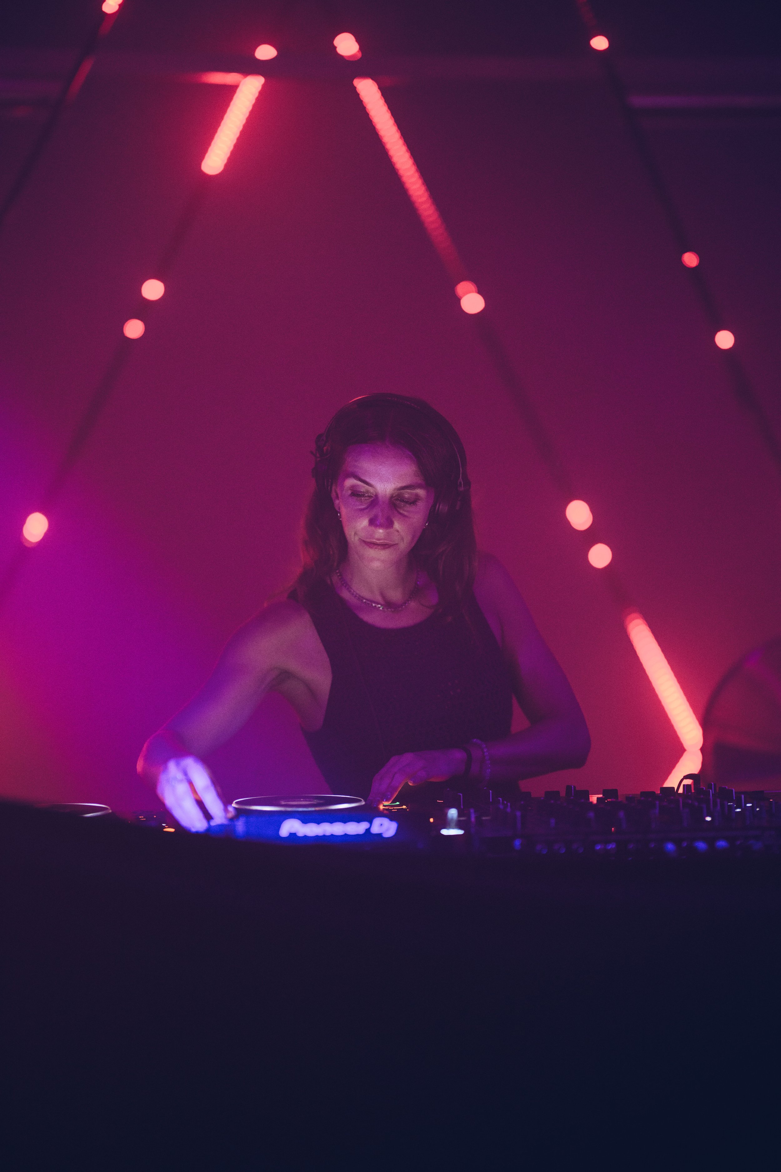 Chloé_Bowmore_BraisesDeVelours_LaBâtie_SébastienMoritz_20240908_HD-5.jpg