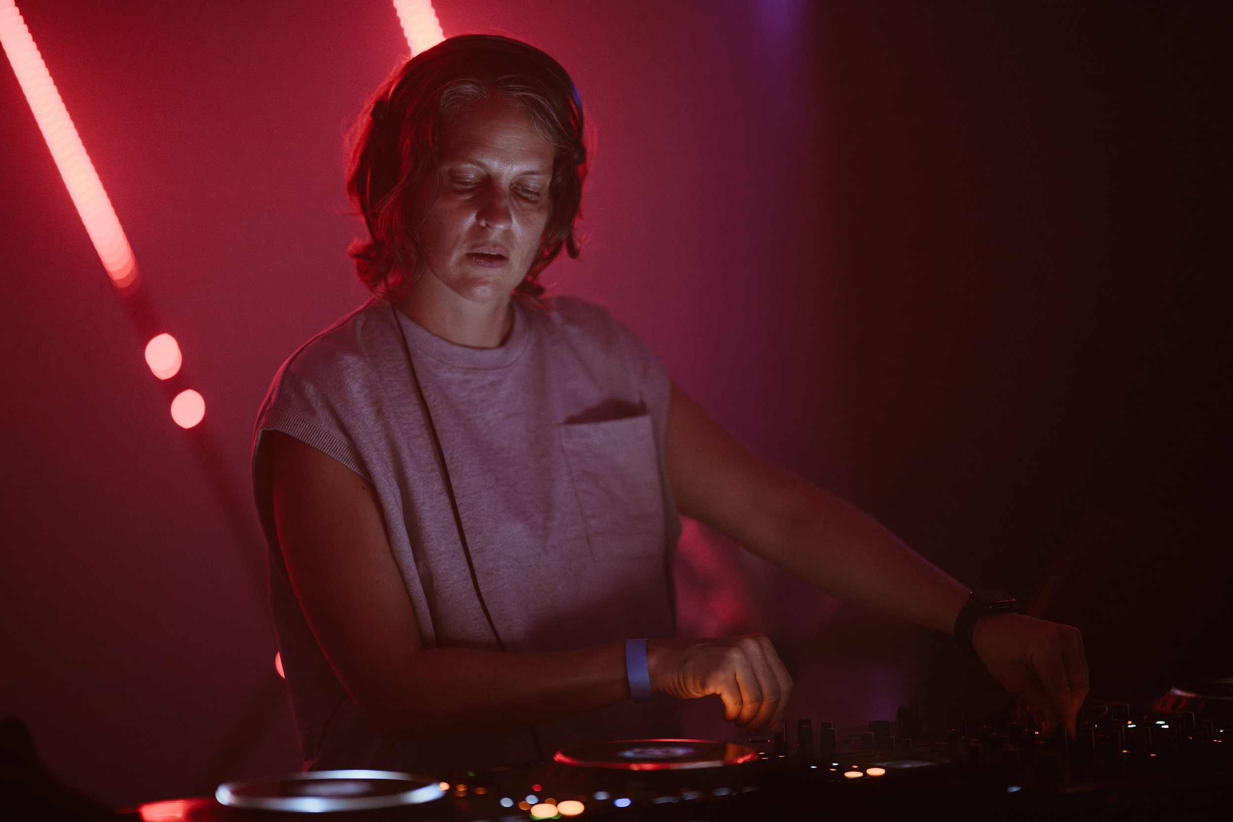 Chloé_Bowmore_BraisesDeVelours_LaBâtie_SébastienMoritz_20240908_HD-11.jpg