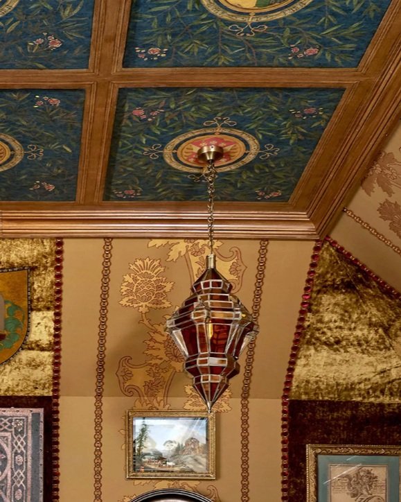 Watts 1874 Legend Room by Alidad