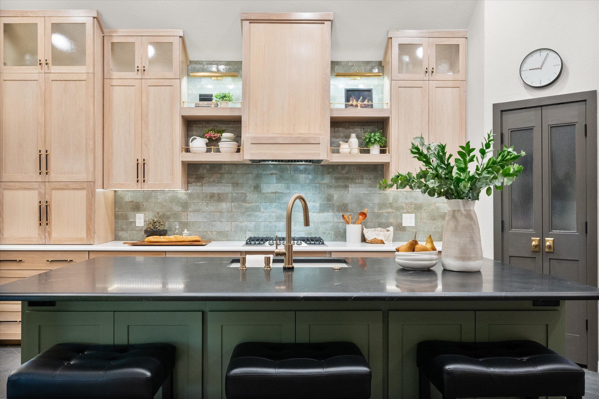 01-3127 Ridge Trace Cir-104.jpg