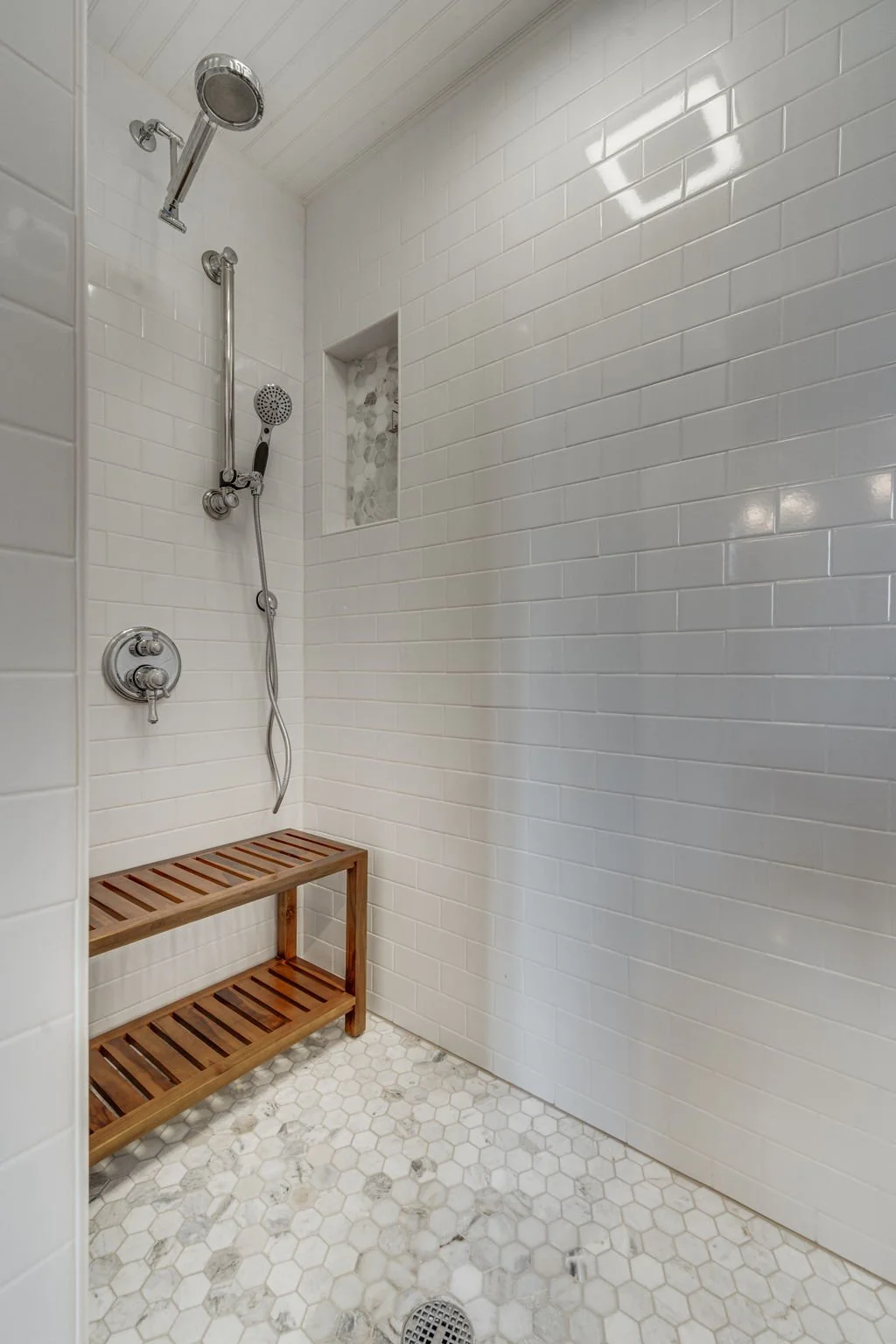 10-web-or-mls-805 W Ave E-10.jpg