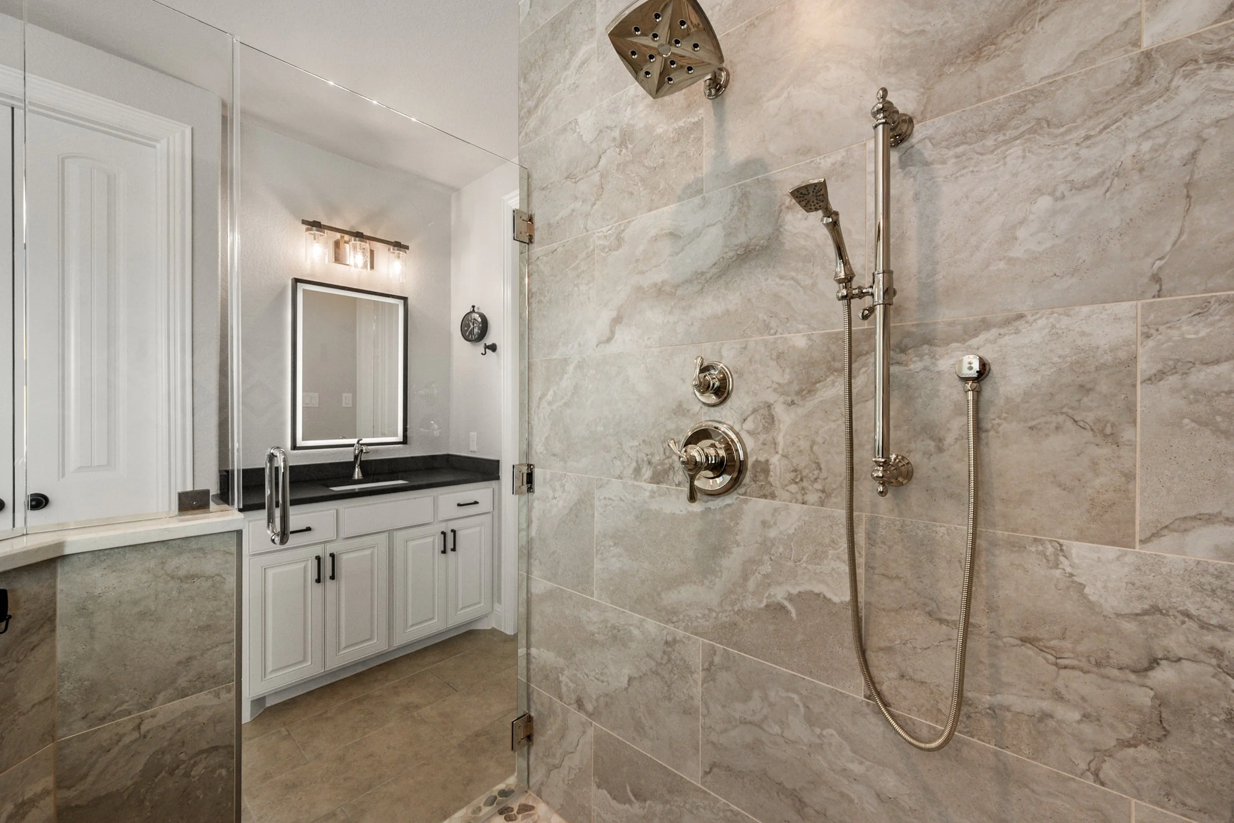10-164 Sapphire Ln149.jpg
