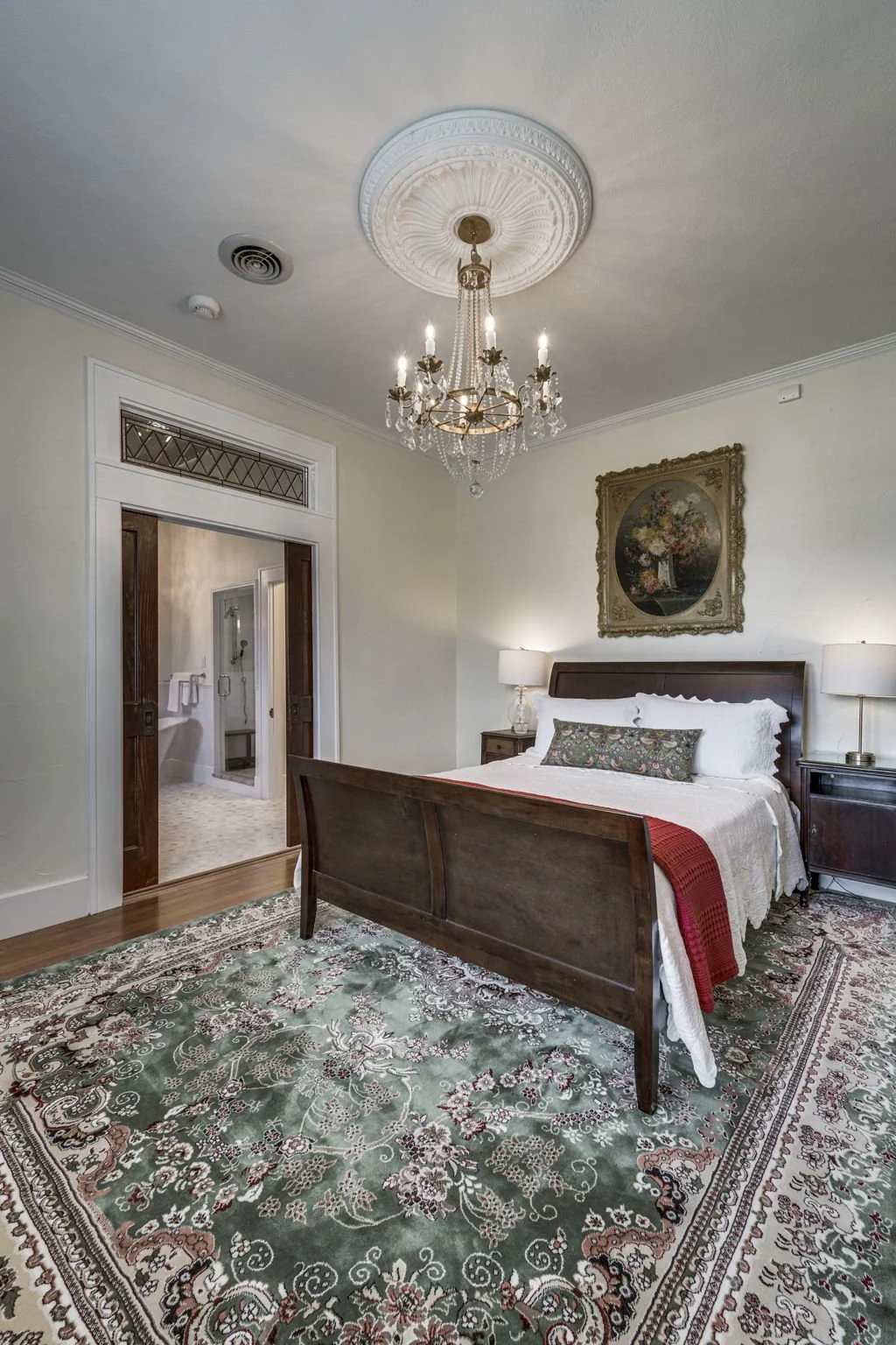 6-web-or-mls-805 W Ave E-6.jpg