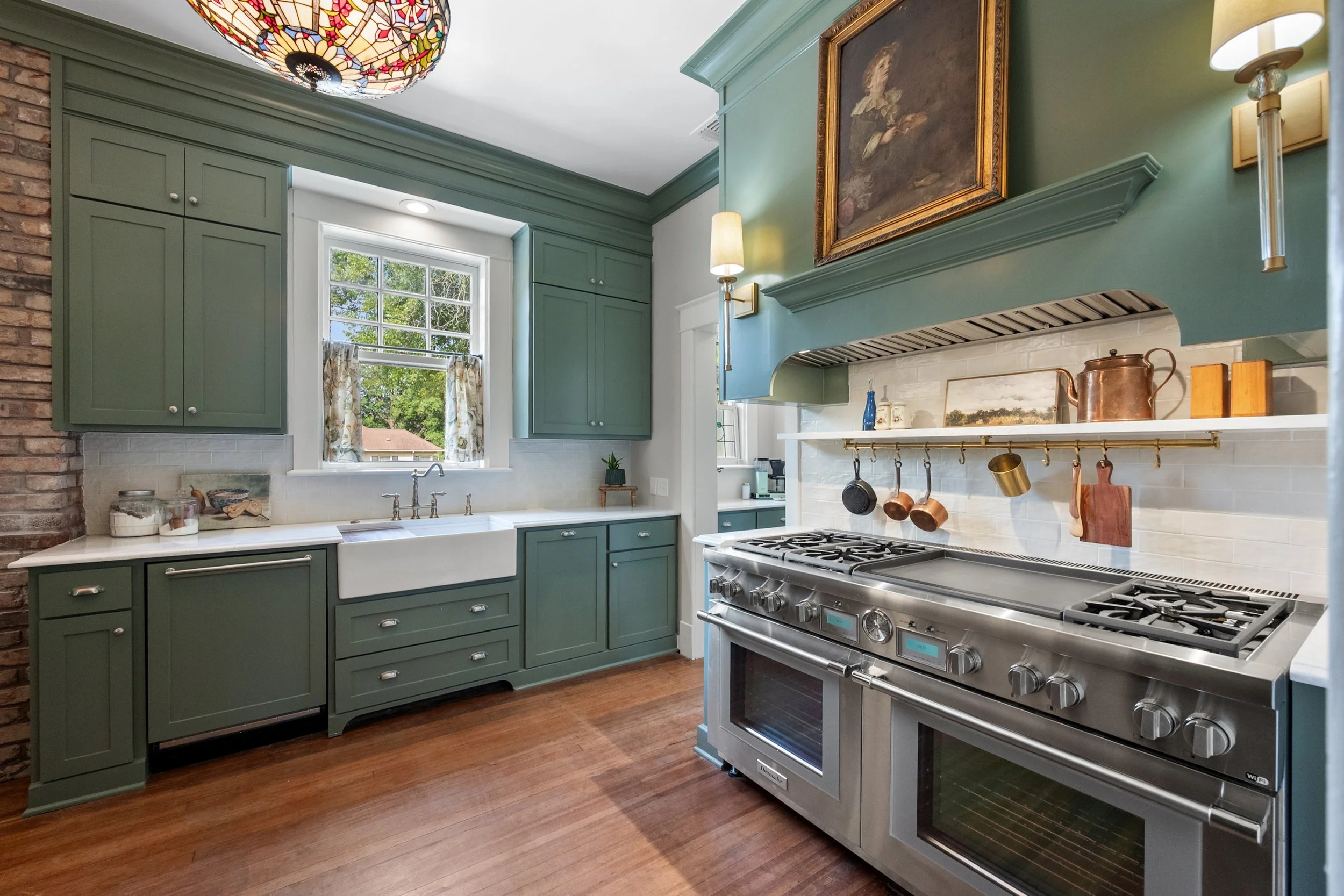 The 1922 Colonial Revival - Hillsboro, TX