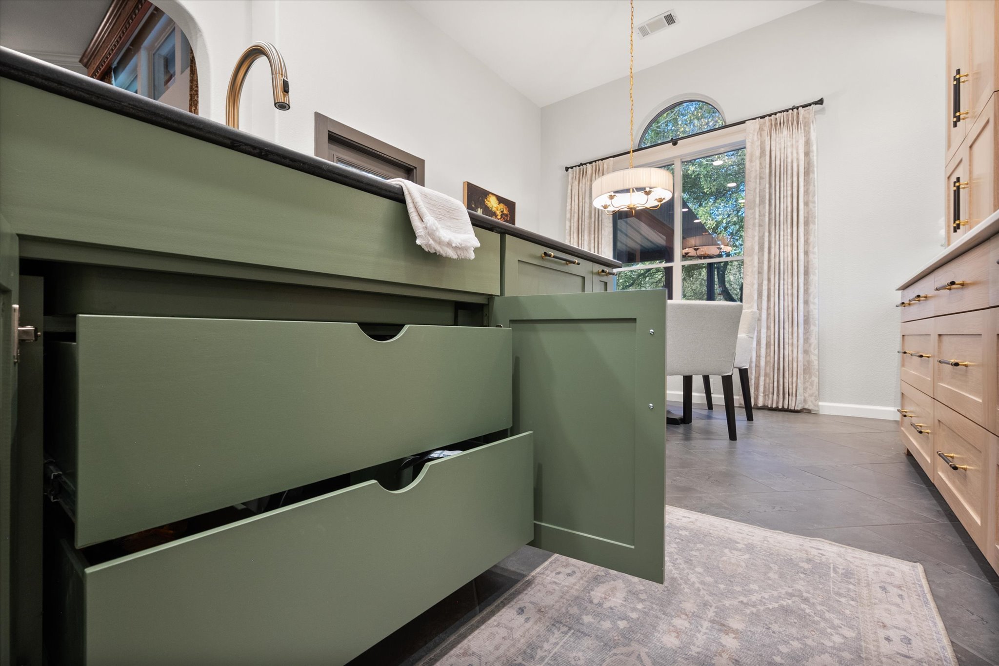 10-3127 Ridge Trace Cir-150.jpg