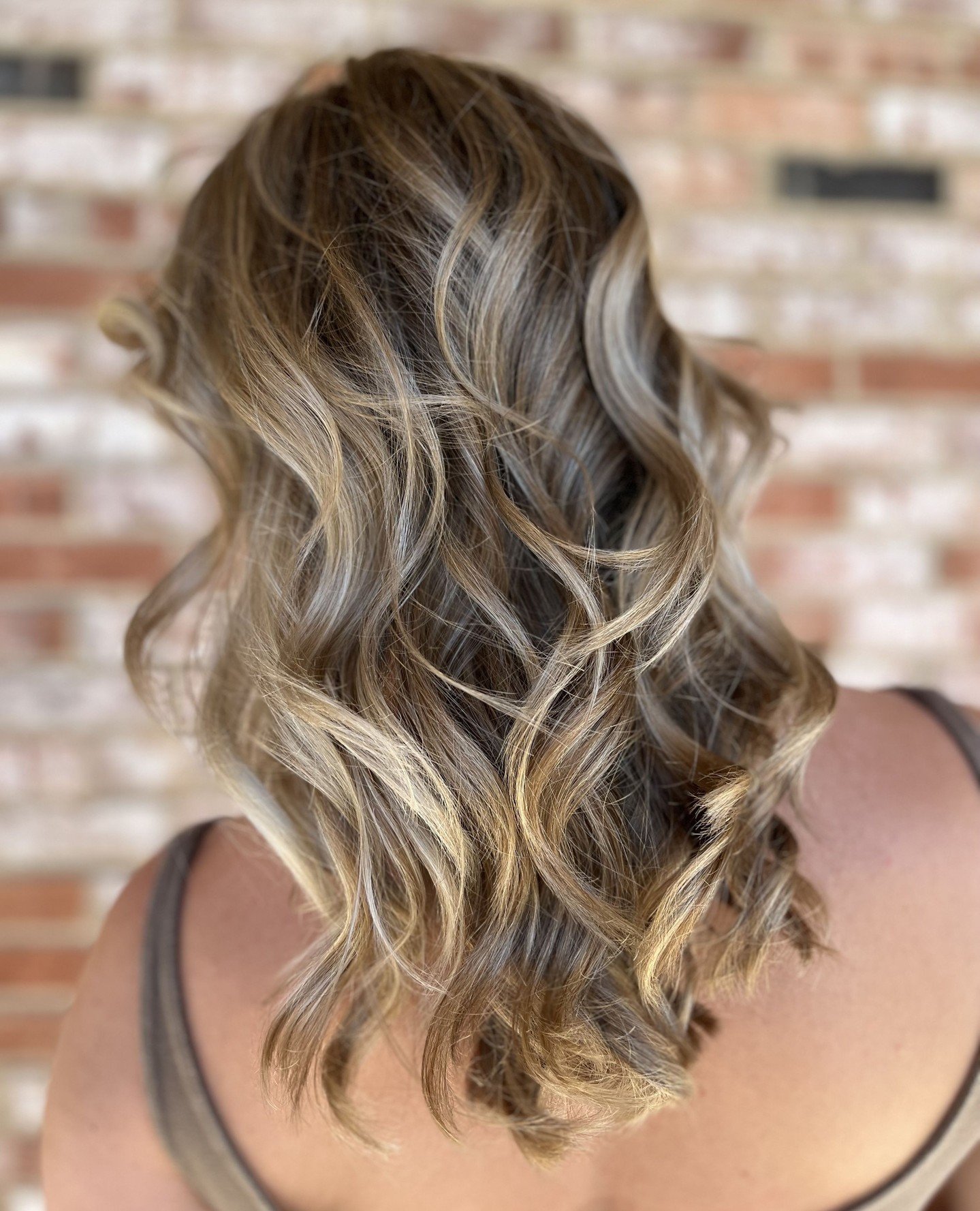 Looking for a hair salon that actually makes you feel taken care of?⁠
⁠
At Clean Beauty Boutique, appointments are never rushed.⁠
⁠
They&rsquo;re intentional.⁠
⁠
&bull; A consultation that actually listens⁠
&bull; Organic-based hair color that looks 