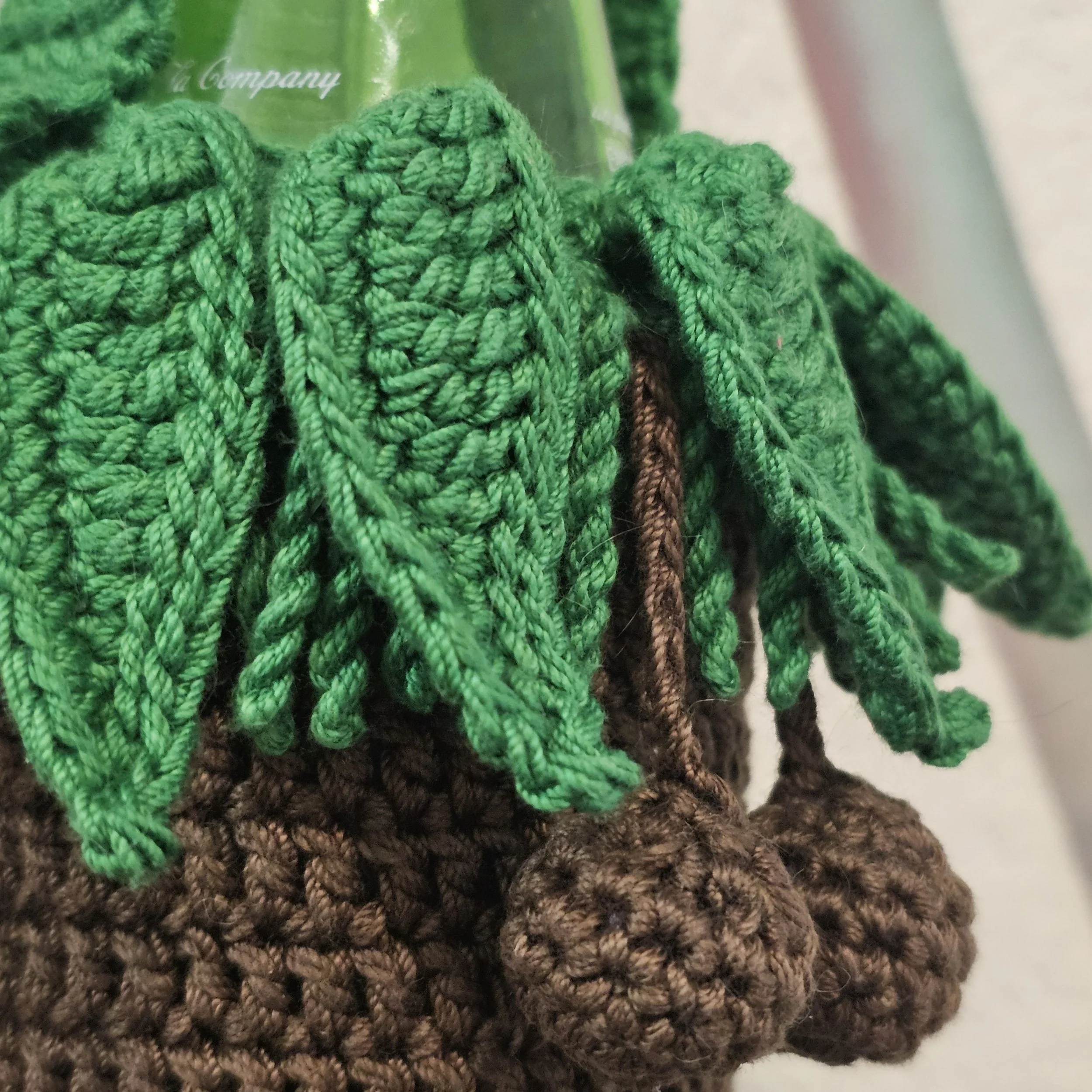 close up detail of the coconuts drawstring