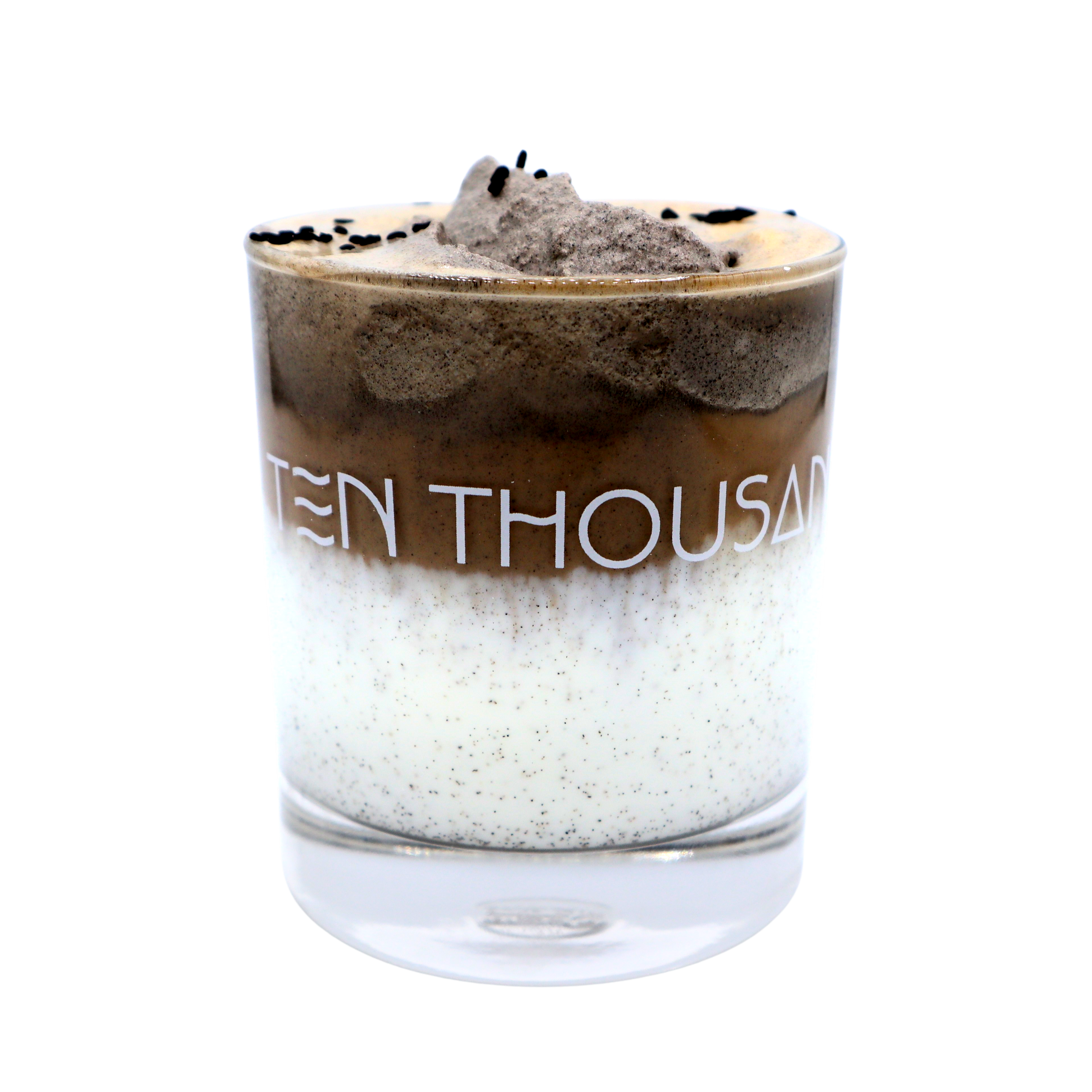 Combination of deep, nutty warmth of roasted sesame with delicate cream layers