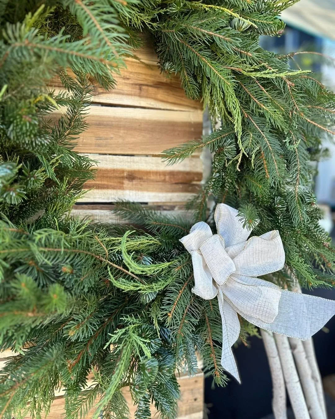 You guys are just as excited as I am! ✨ two sold out workshops ✨ Get ready for some festive fun next weekend!

If you missed the opportunity to make your own wreath, don&rsquo;t worry! Catch us at the Williamston Holiday Market next Sunday 11/23 🌲

