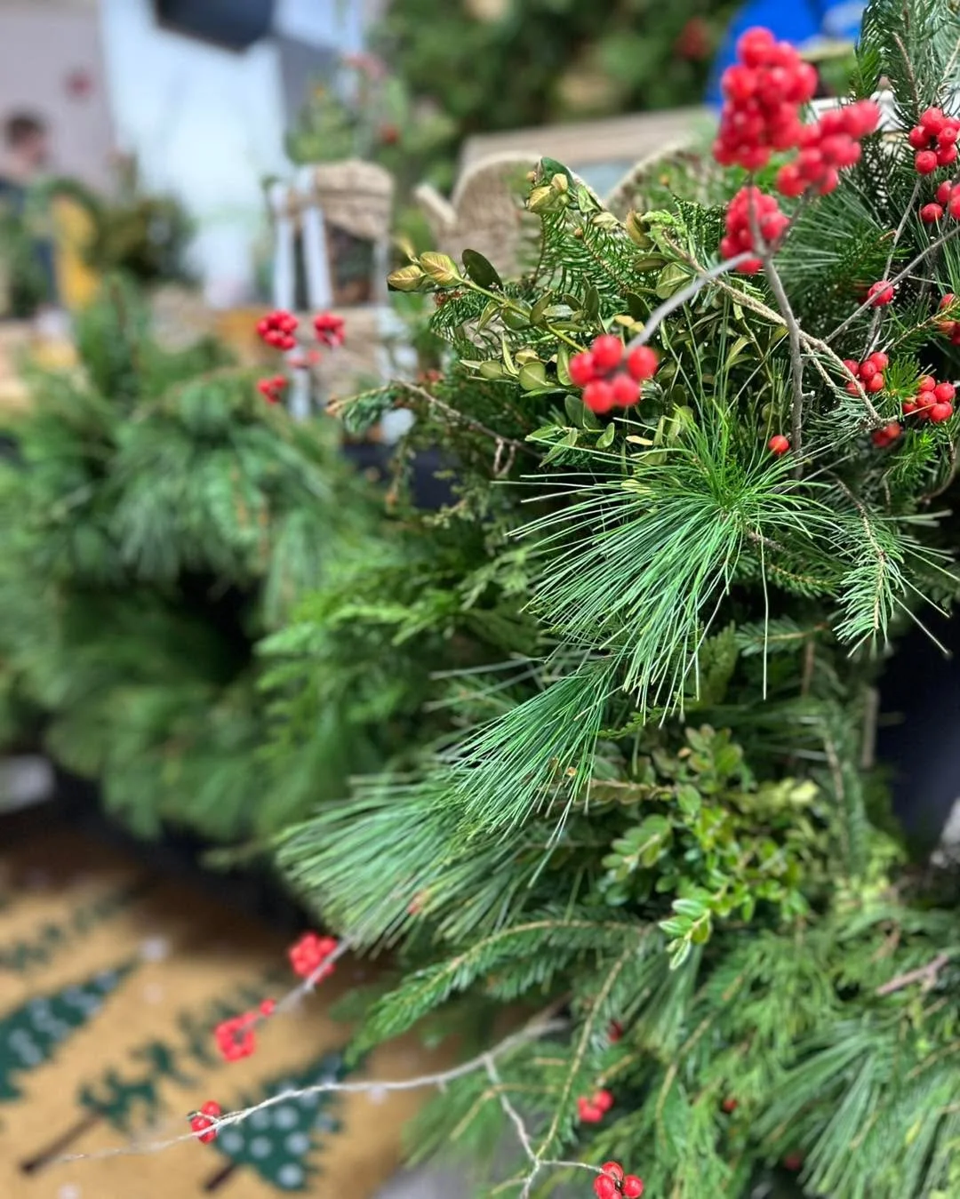 Every workshop, every market day, every little moment has reminded me why I love doing this so much ✨

Thank you for showing up, for supporting this tiny flower farm, and for choosing to bring a bit of handmade beauty into your homes this time of yea