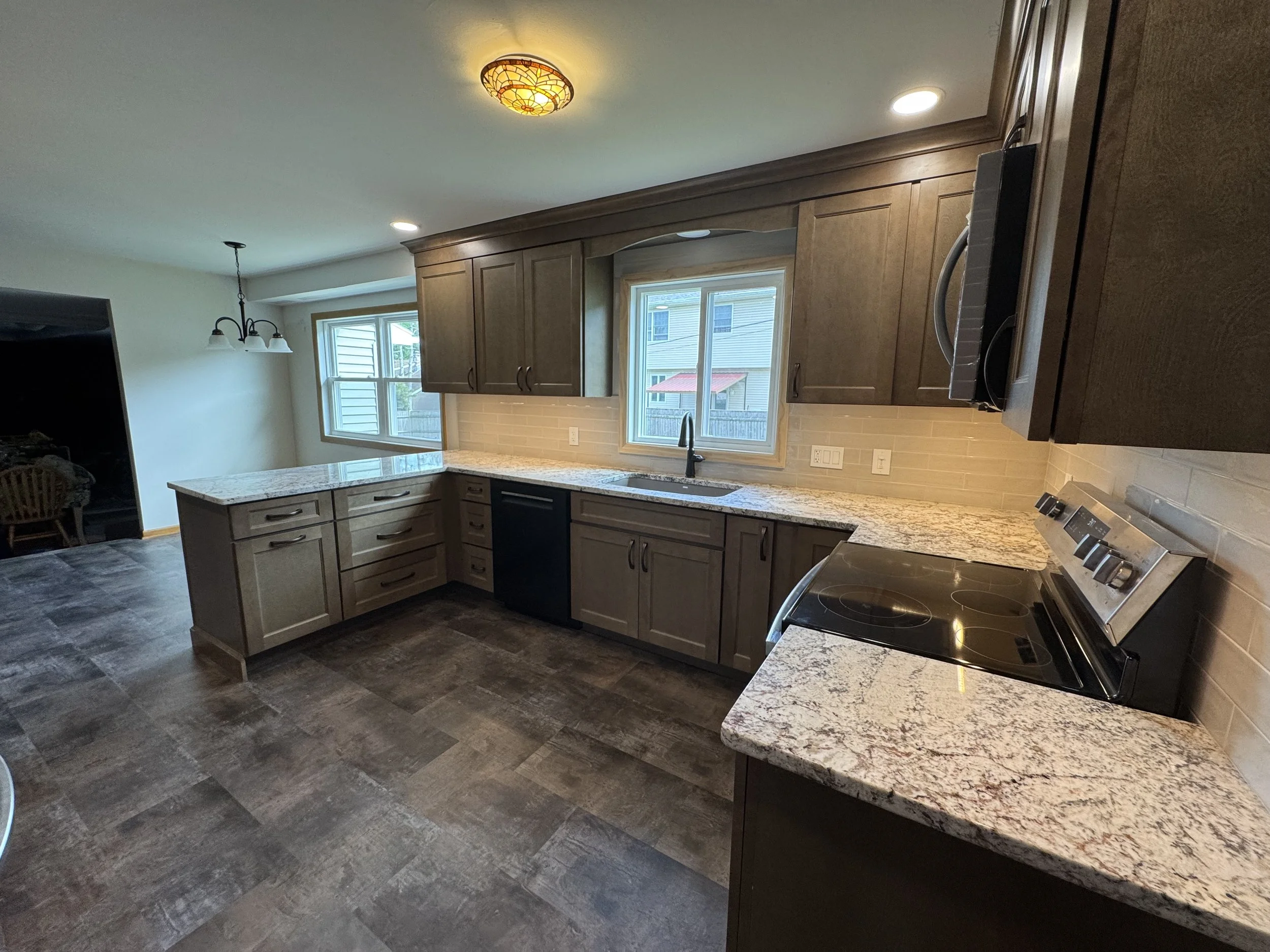 Kitchen Remodel - Spring 2025 - legend cabinetry, MSI Granite countertop, Provenza MaxCore LVT flooring 