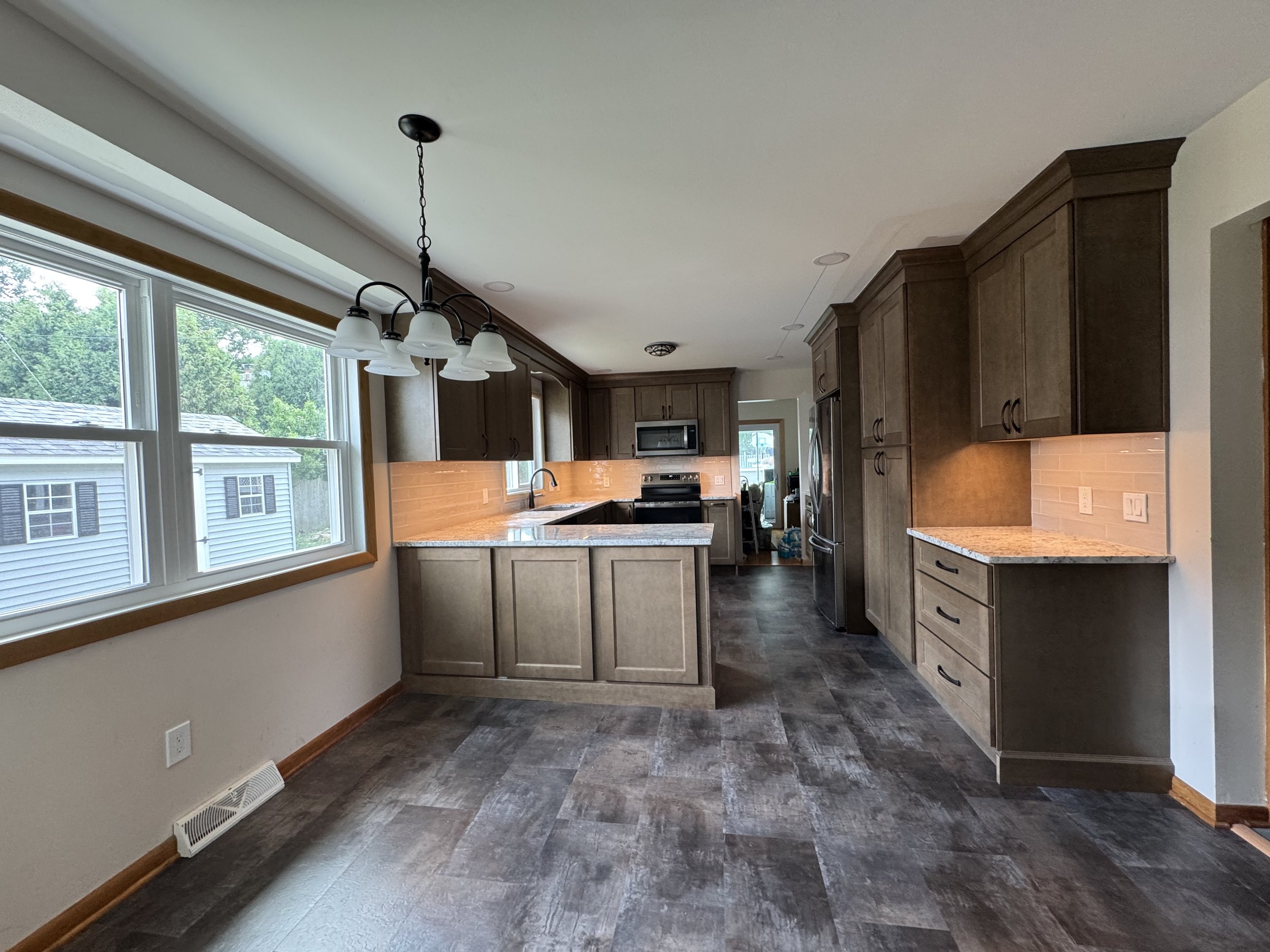 Kitchen Remodel - Spring 2025 - legend cabinetry, MSI Granite countertop, Provenza MaxCore LVT flooring 