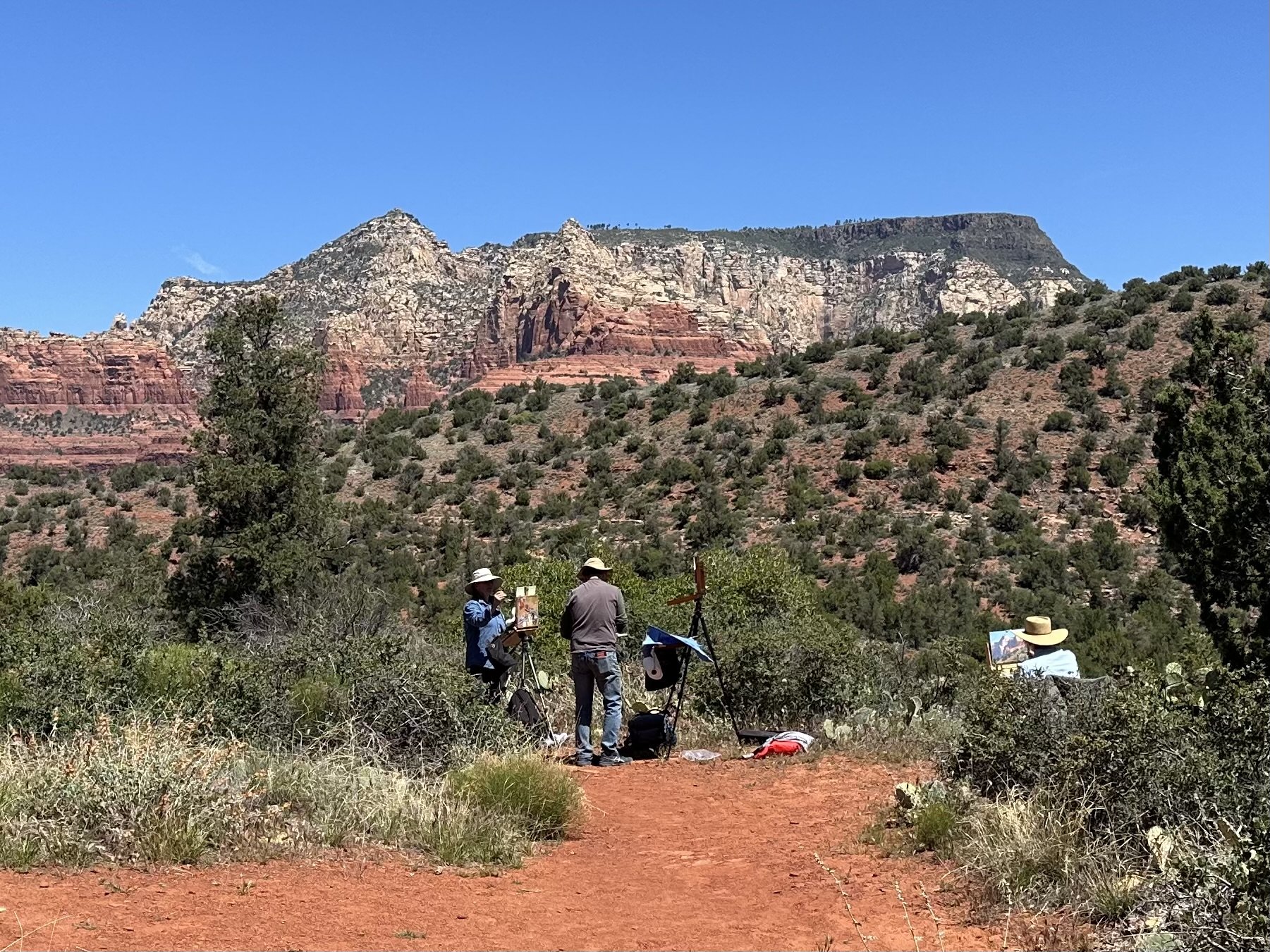 Plein air painters at the trailhead