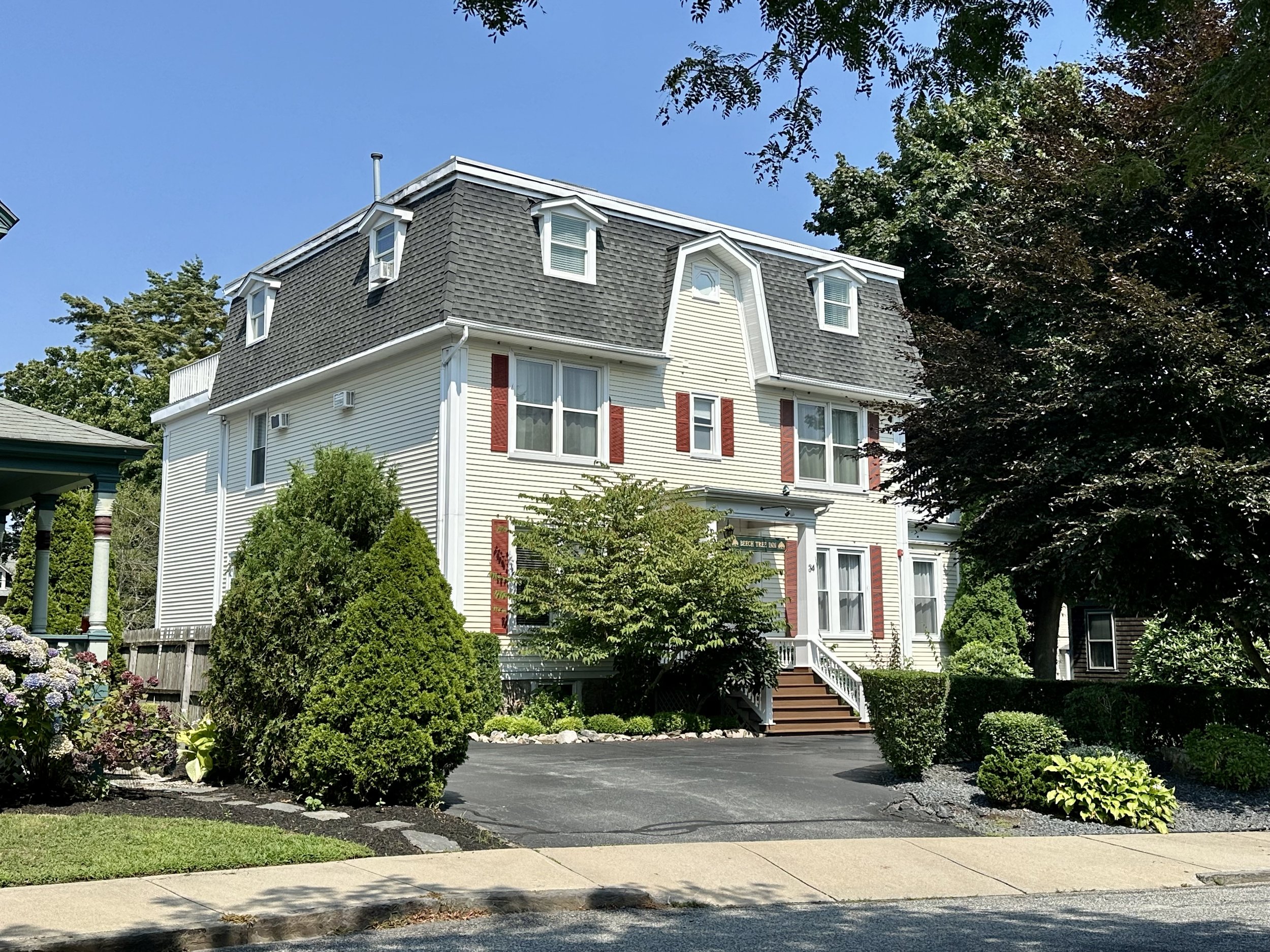 Our bed and breakfast - Beech Tree Inn
