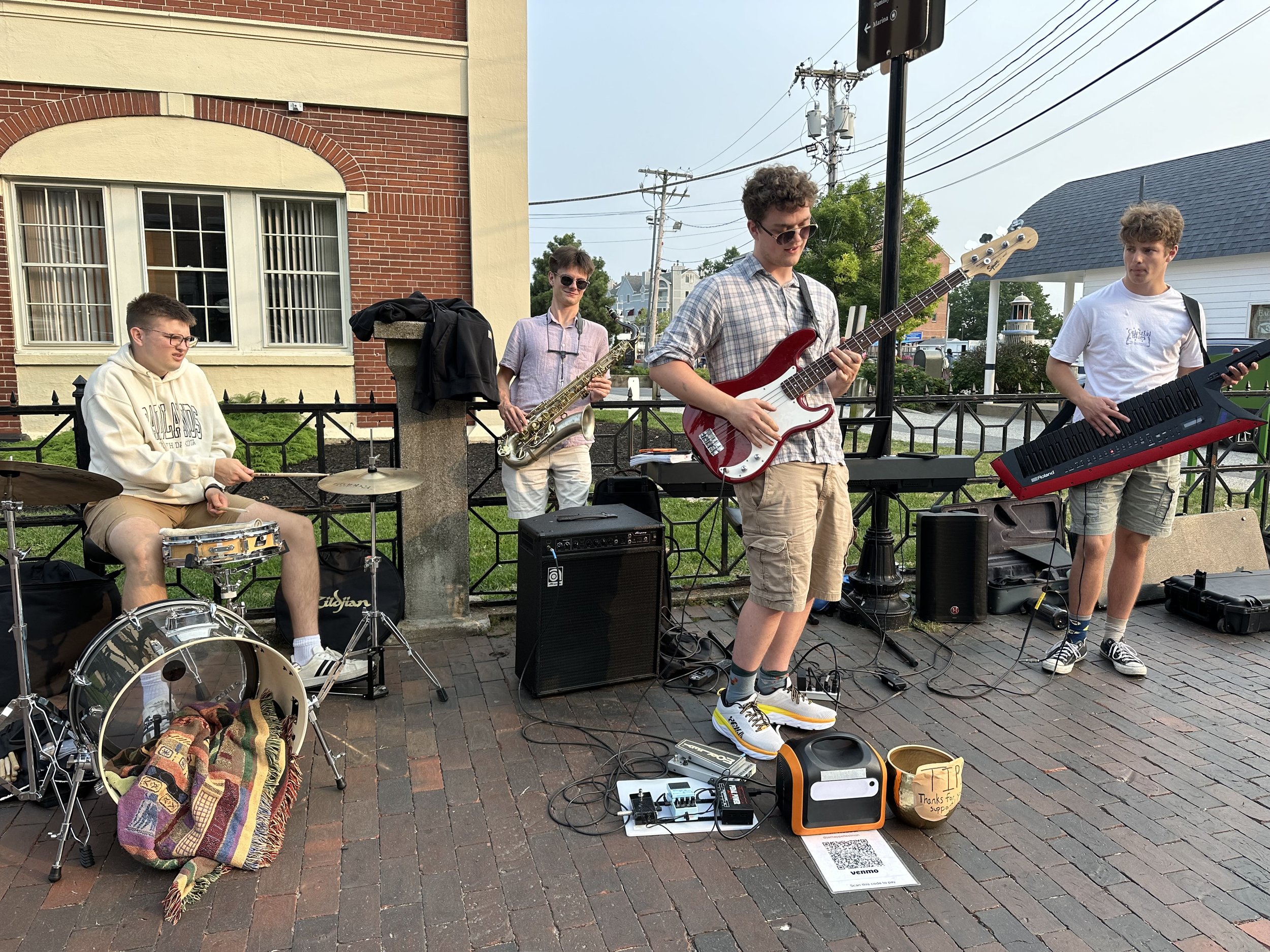 Buskers on the waterfront