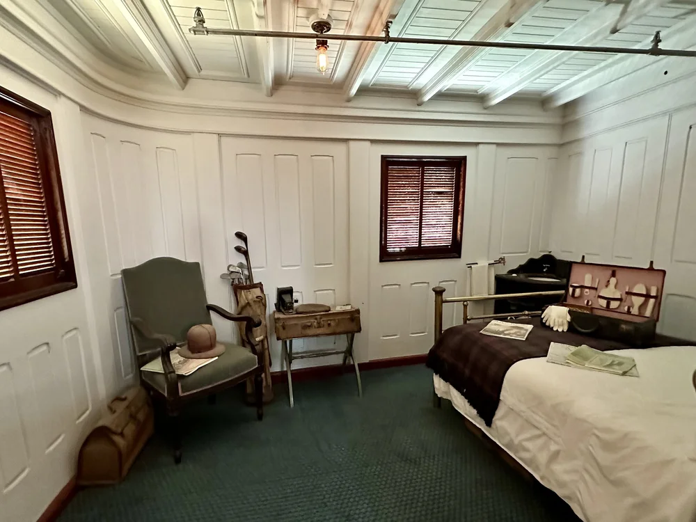 Saloon Deck - Stateroom #10