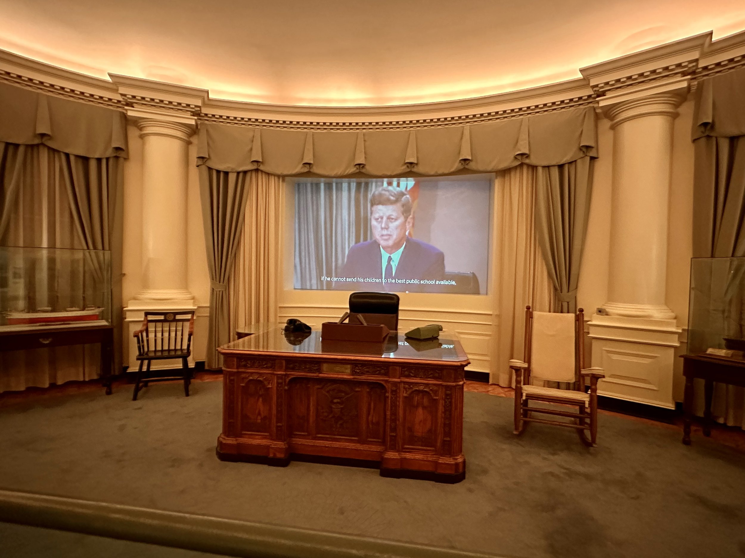 Replica of the Oval Office with Kennedy’s desk, made from the timbers of the arctic exploration ship HMS RESOLUTE. It was a gift from Queen Victoria to President Rutherford B. Hayes in 1879.