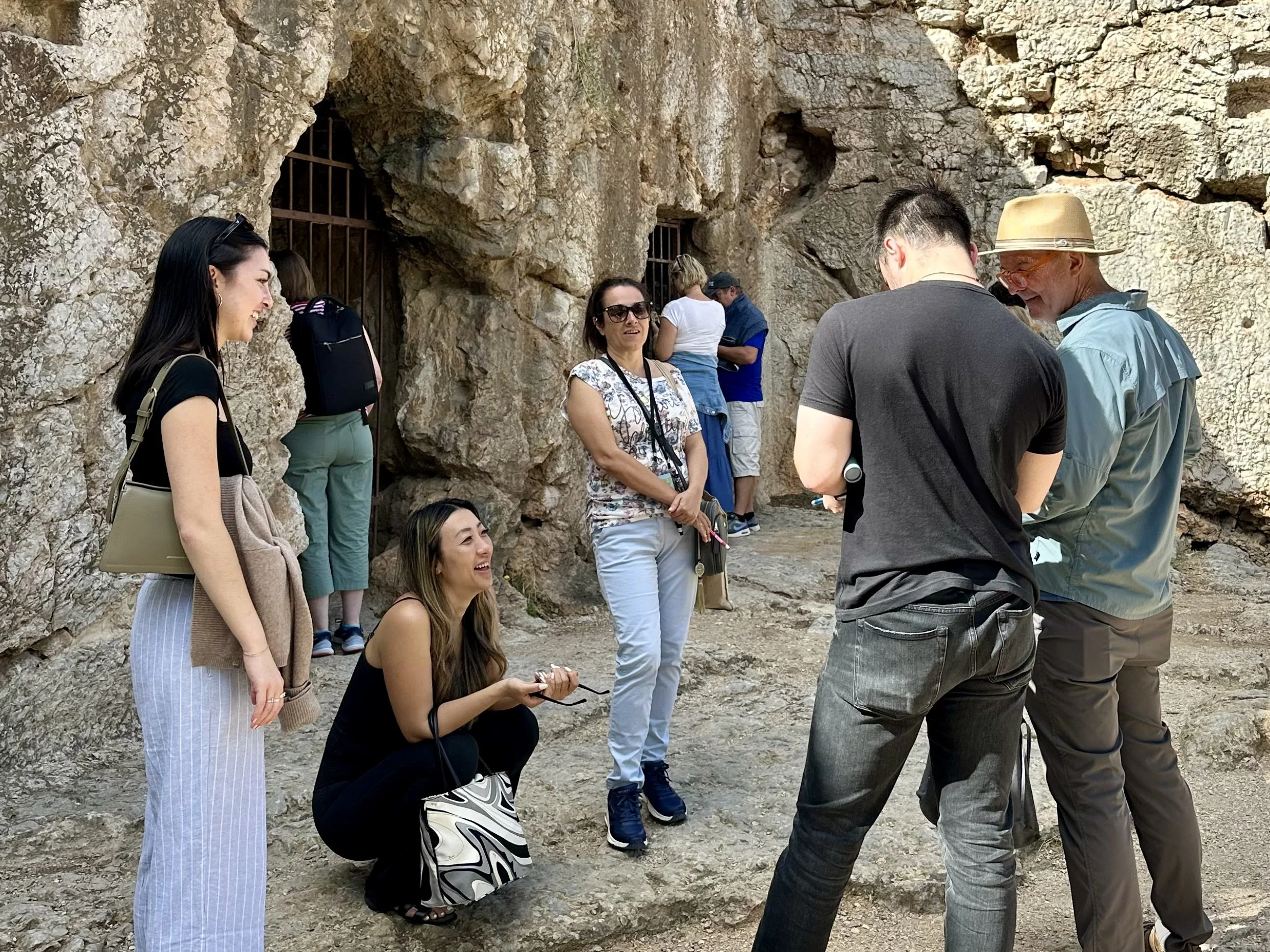Acropolis Treasure Hunt