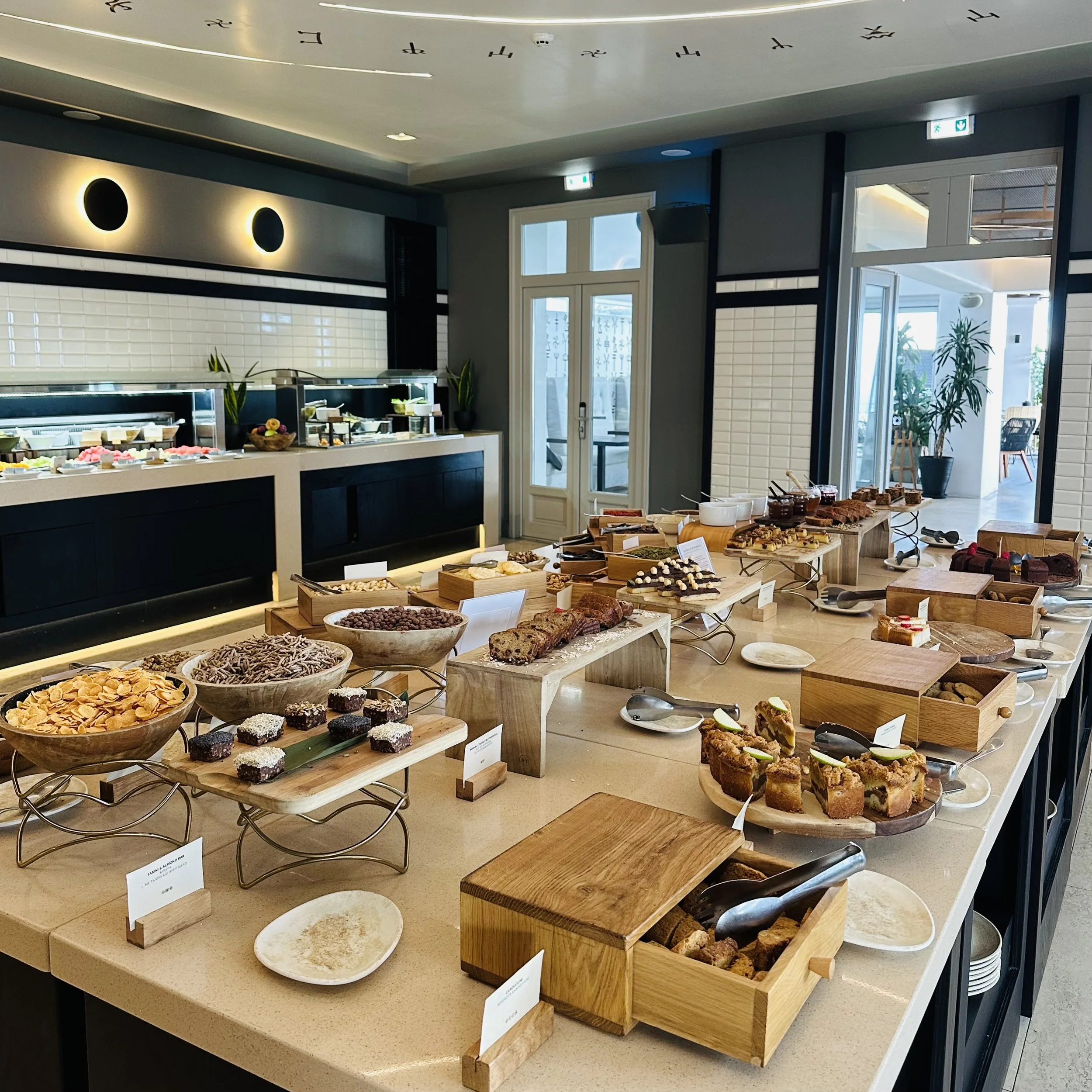 Breakfast buffet