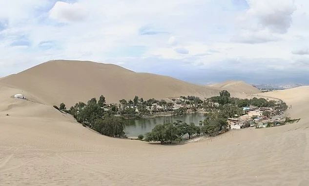 Huacachina Lagoon (not my photo)