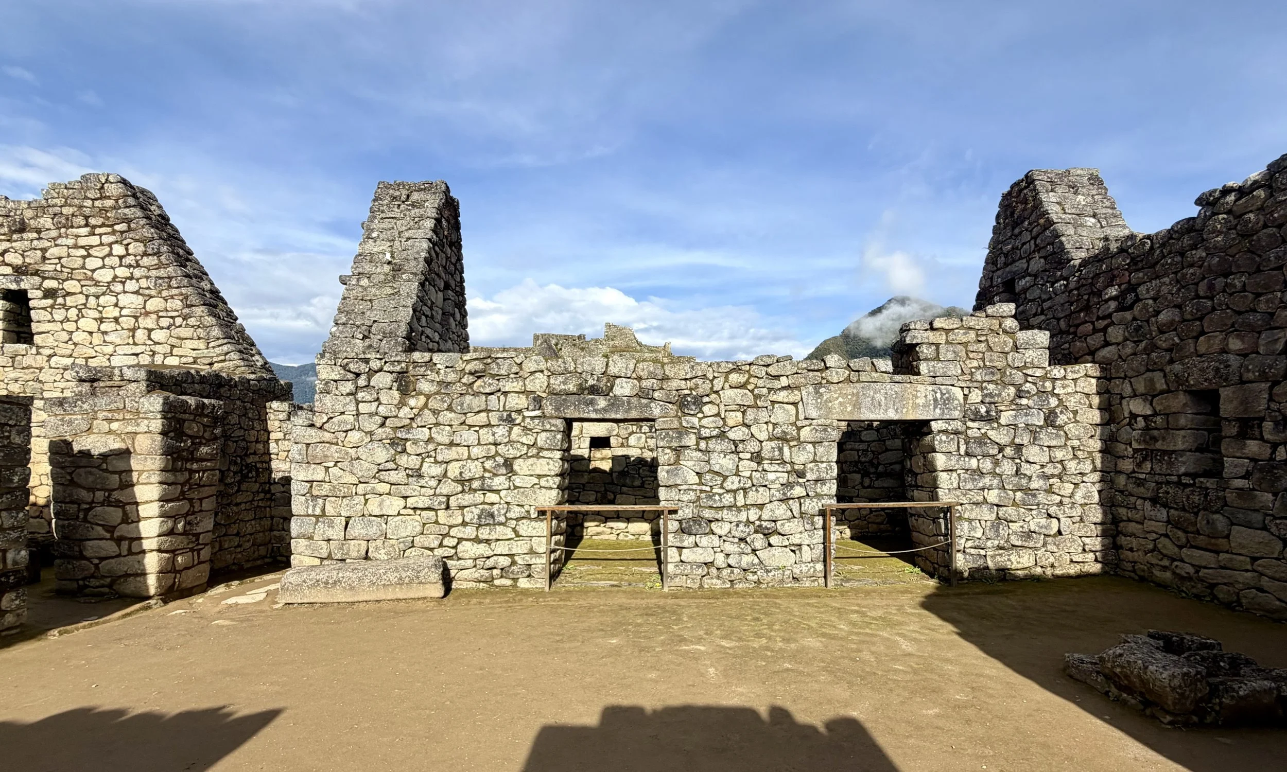 One of several connected kanchas