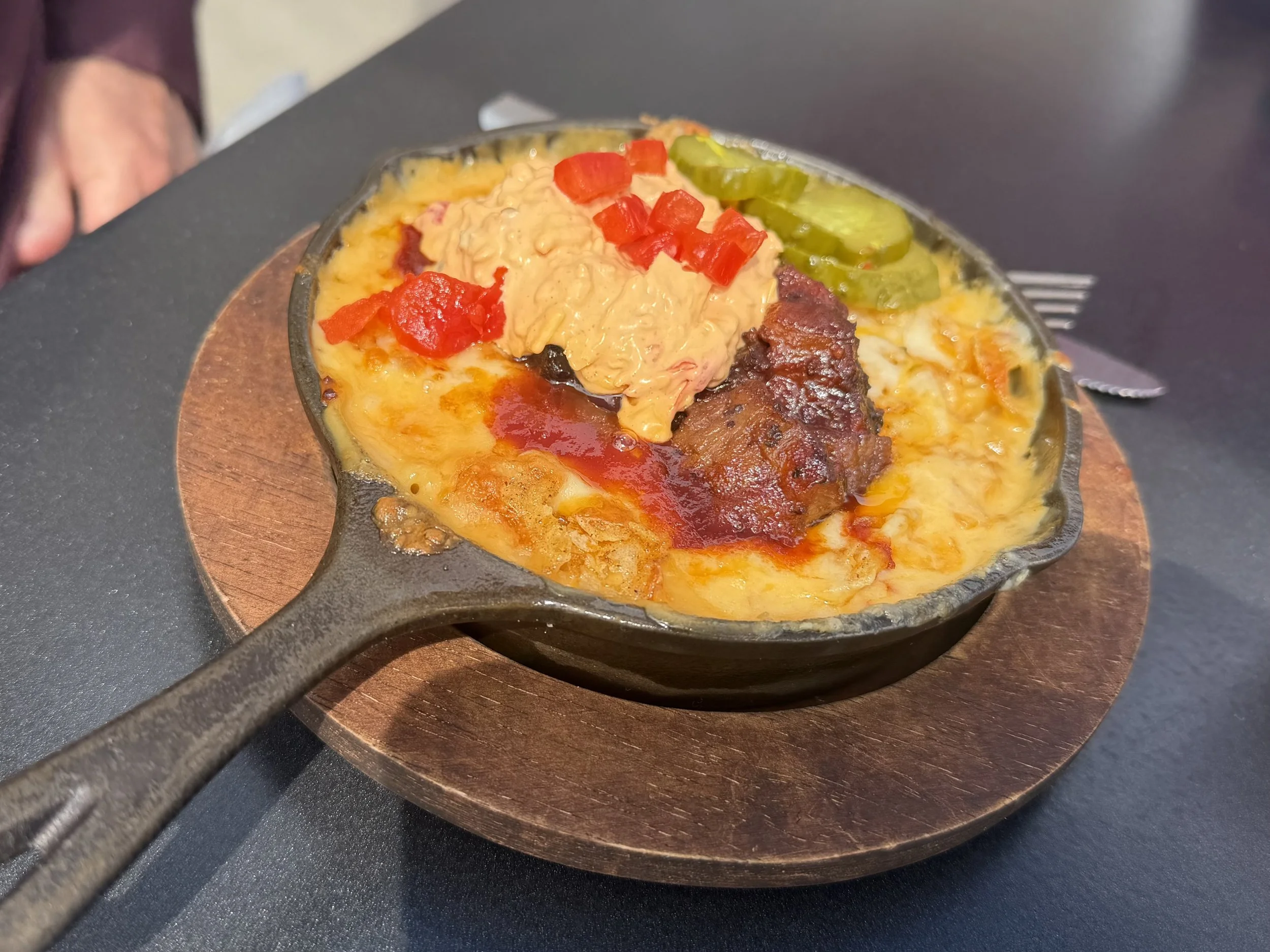 Burnt Ends Mac Screaming' Hot Skillet