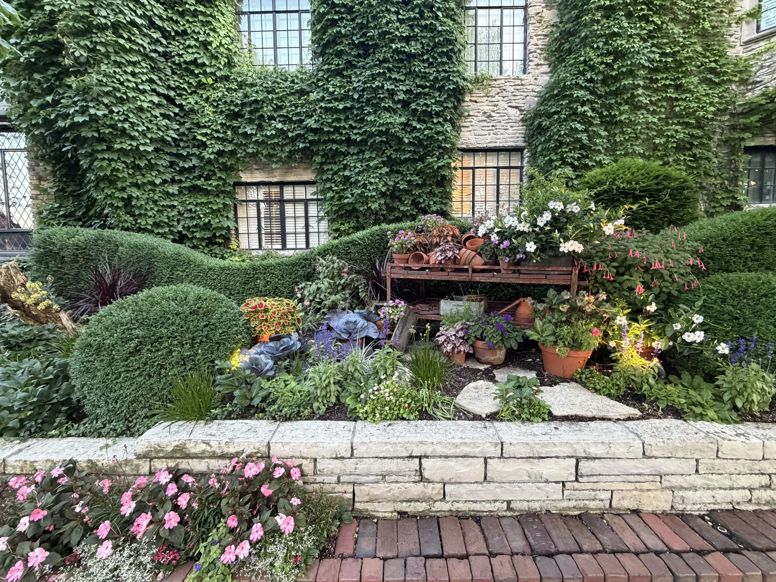 Deer Path Inn