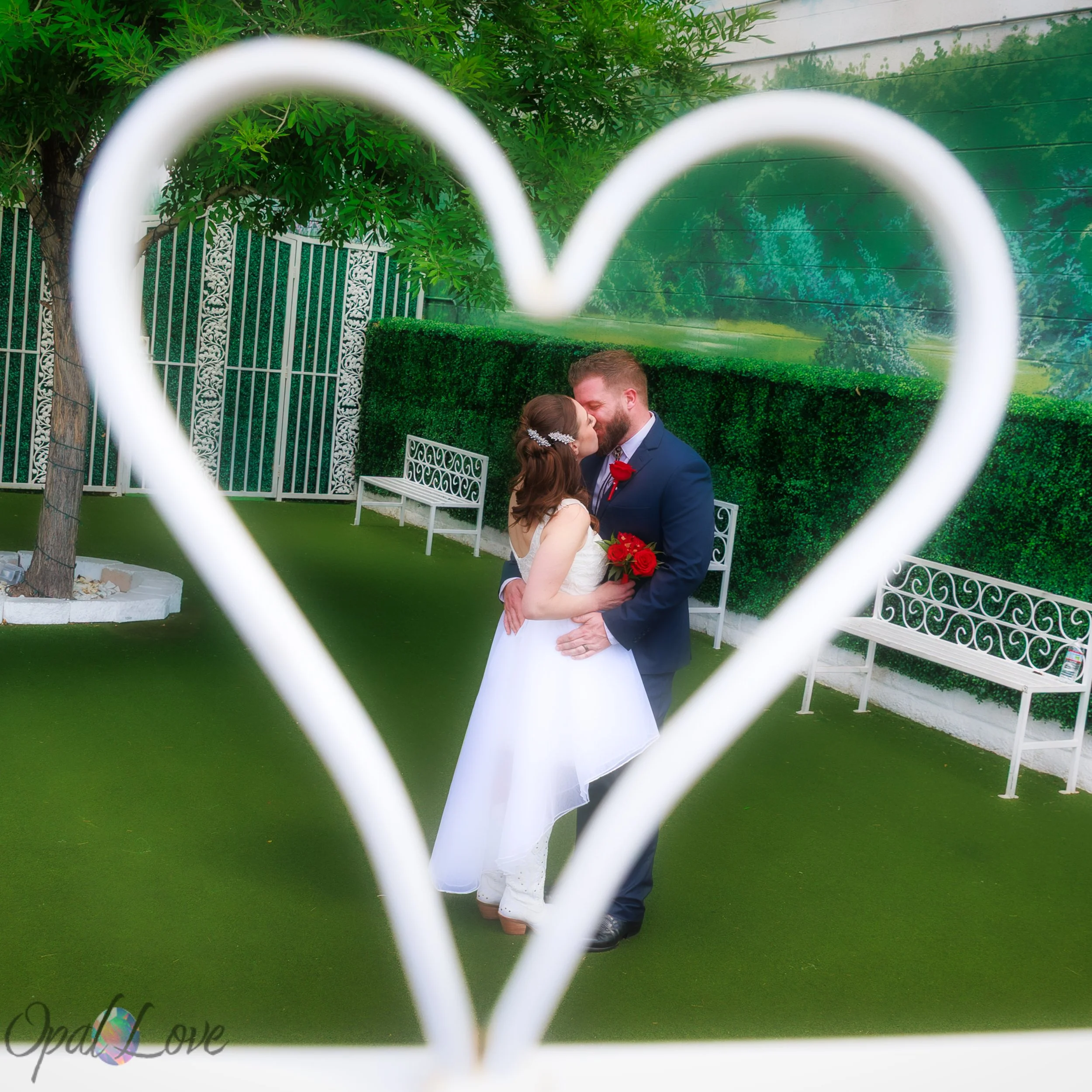 First kiss inside Las Vegas chapel ceremony