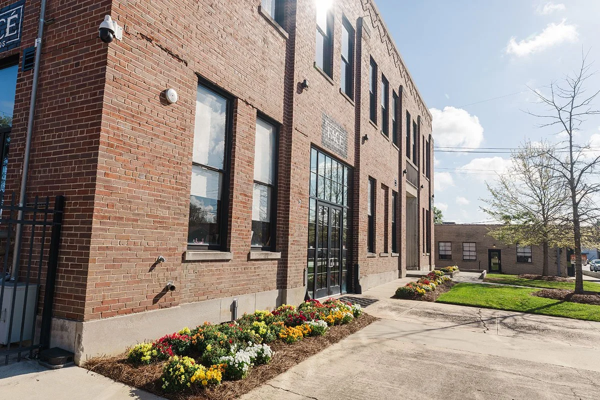 Commercial landscape maintenance Electric Depot Baton Rouge LA