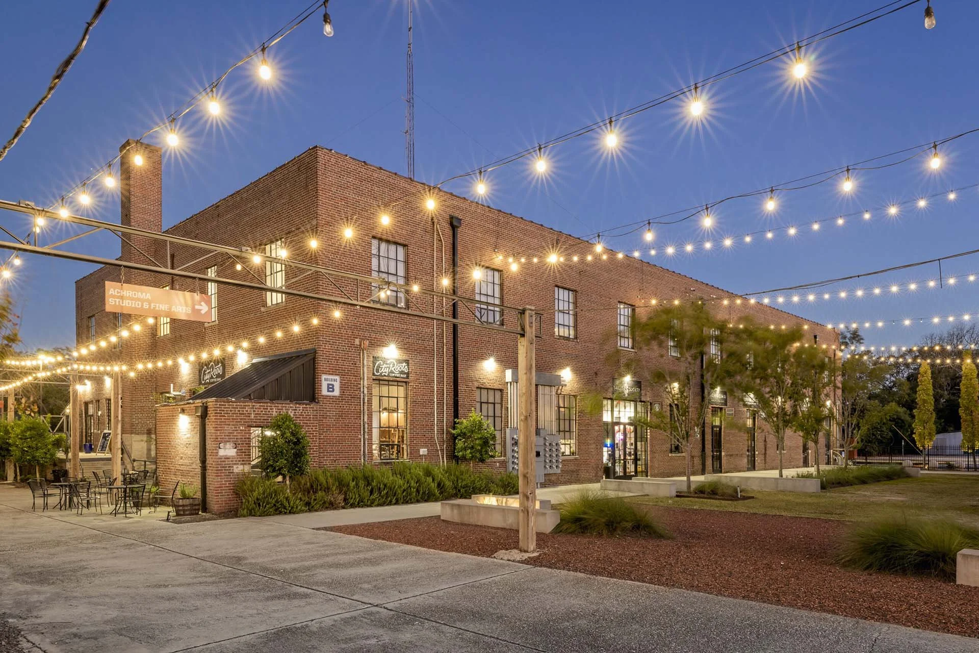 Commercial Landscaping and landscape maintenance in Broussard, LA