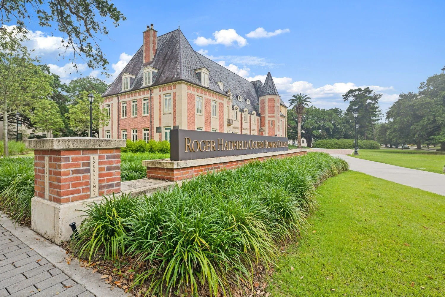 Flora_FrenchHouse_BatonRouge_23.jpg