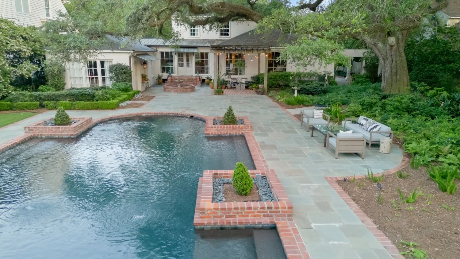 Flora_Standford_Avenue_Residence_26.jpg
