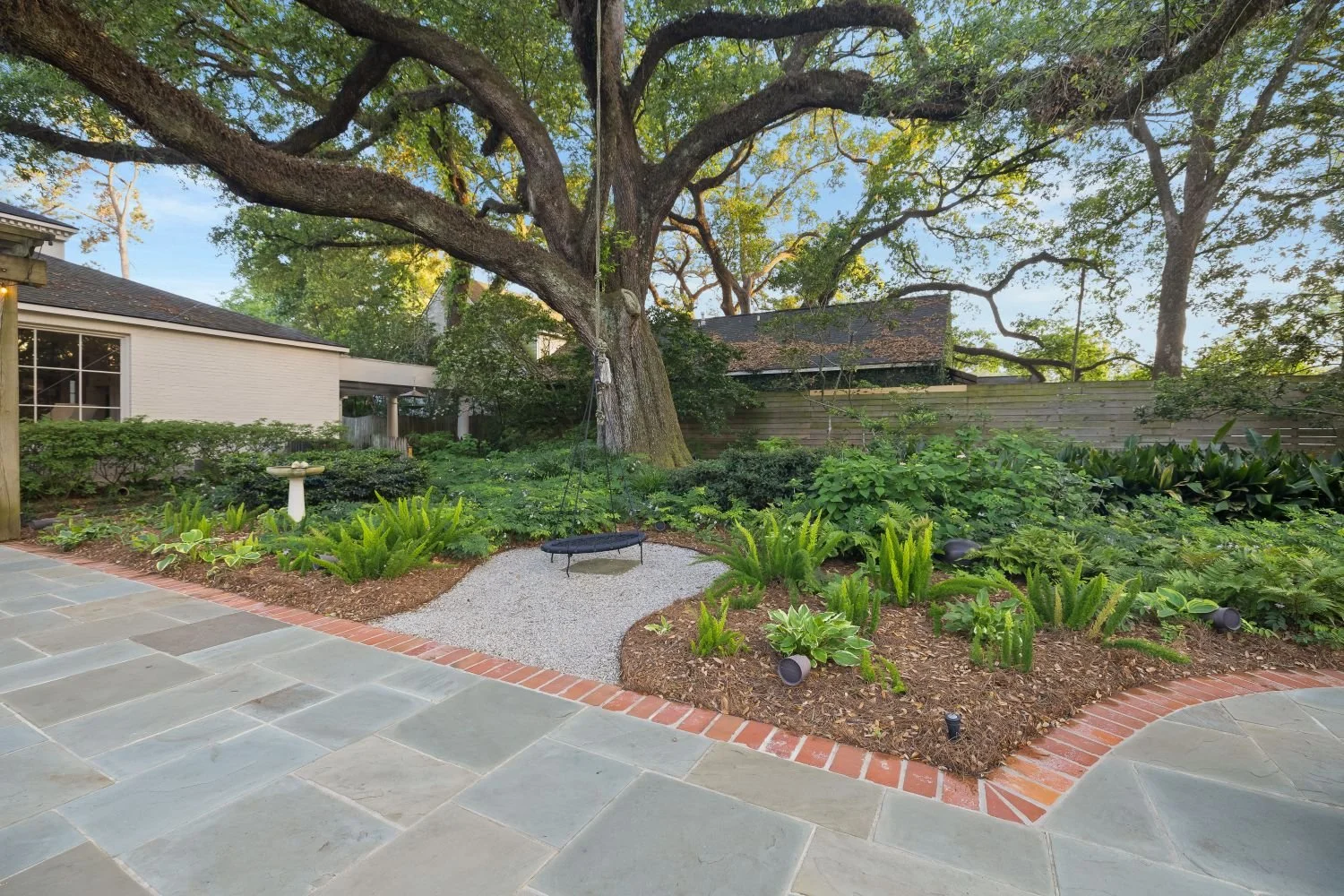 Flora_Standford_Avenue_Residence_18.jpg