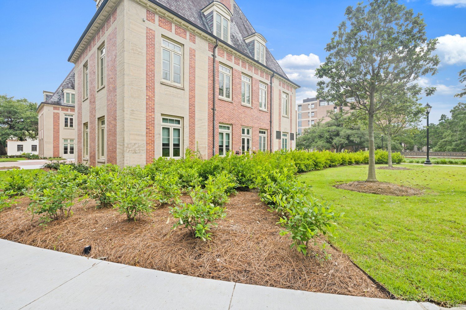 Flora_FrenchHouse_BatonRouge_28.jpg