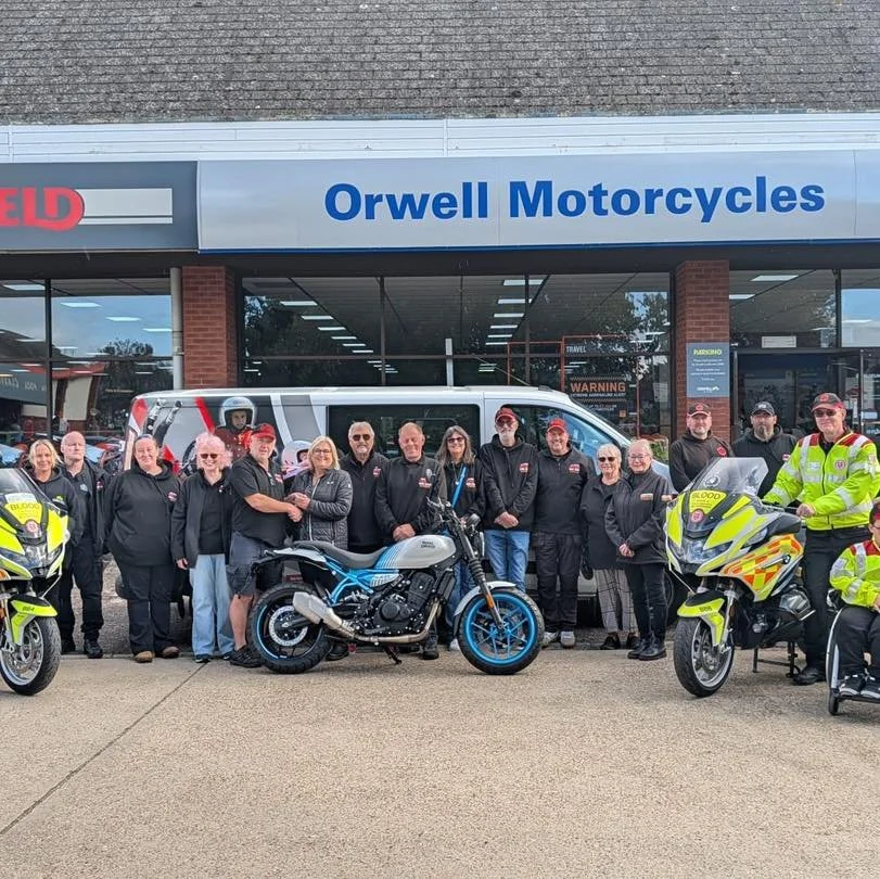 🏍️🎉 Presentation of the Draw Bike at Orwell Motorcycles! 🎉🏍️

A huge congratulations to Dawn Aland from Rushmere, the very lucky winner of this year&rsquo;s Royal Enfield Guerrilla! 🏆🎁

Dawn purchased her winning ticket back in April at the Bel
