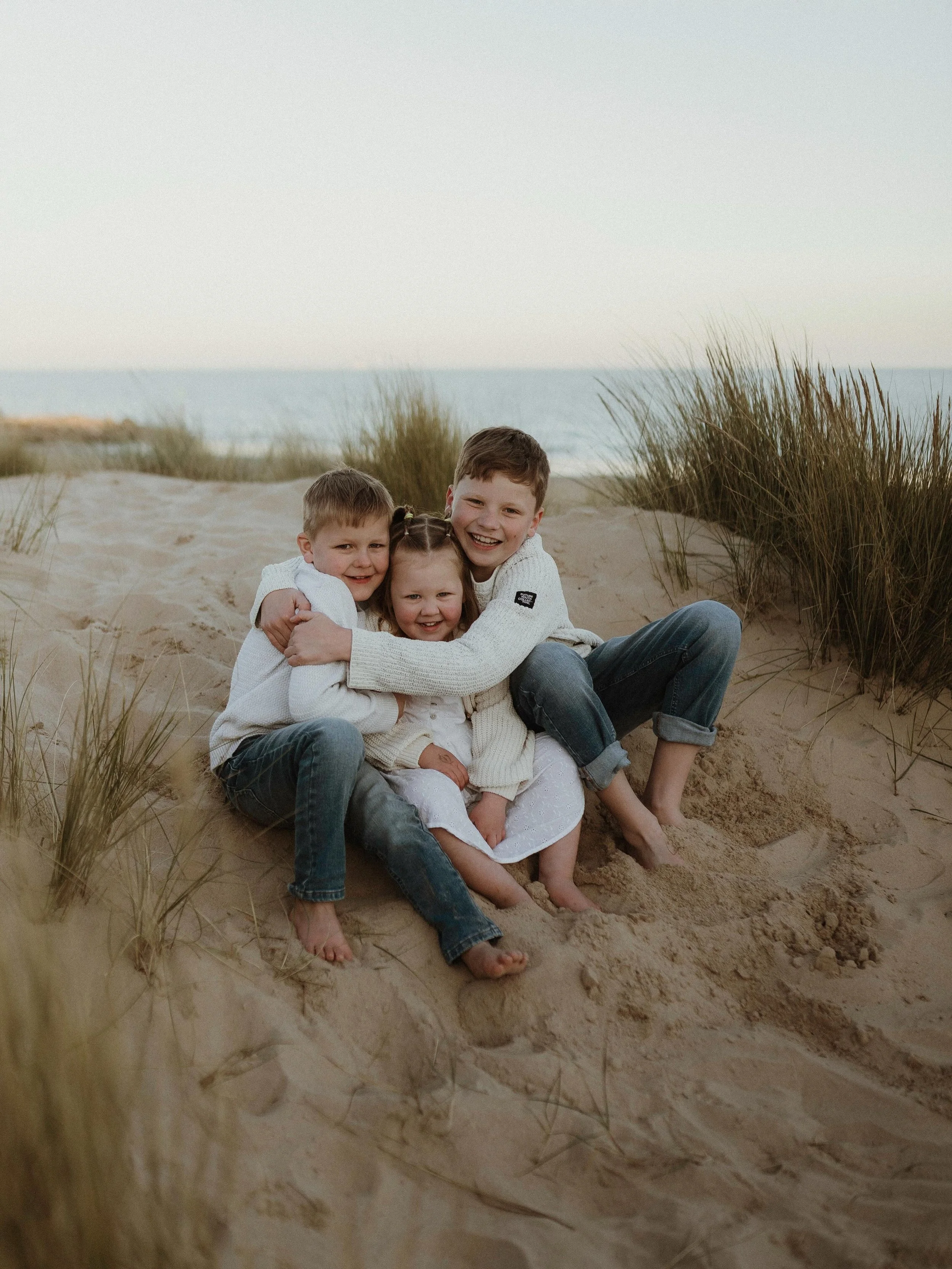 I adore the energy that siblings bring. The key is to keep that energy flowing throughout the session. I guide kids so naturally they don&rsquo;t even realise I&rsquo;m positioning them, allowing me to capture the real magic in the in between moments