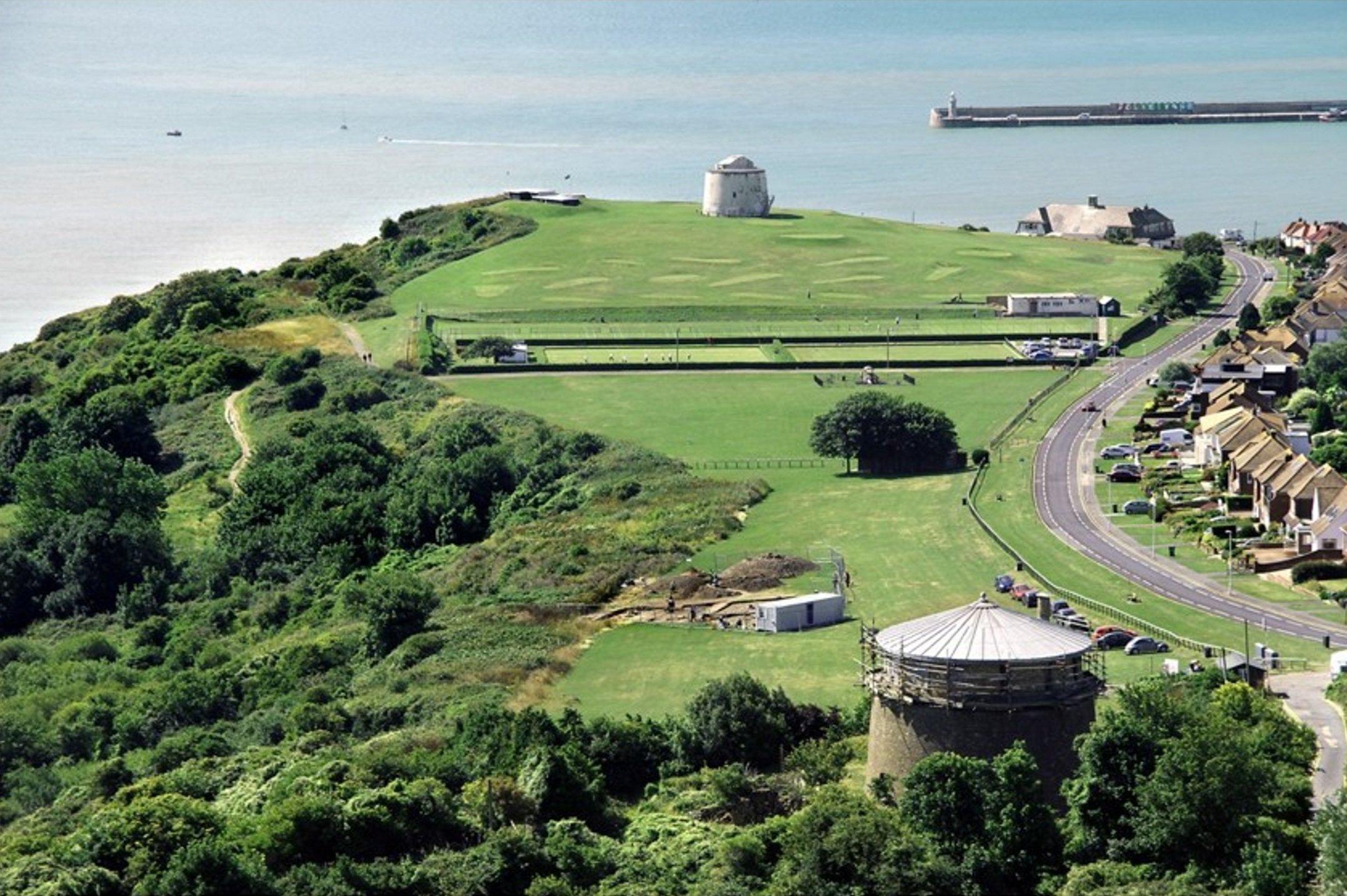 Facing the cliff: An update on the Archaeology of East Wear Bay 