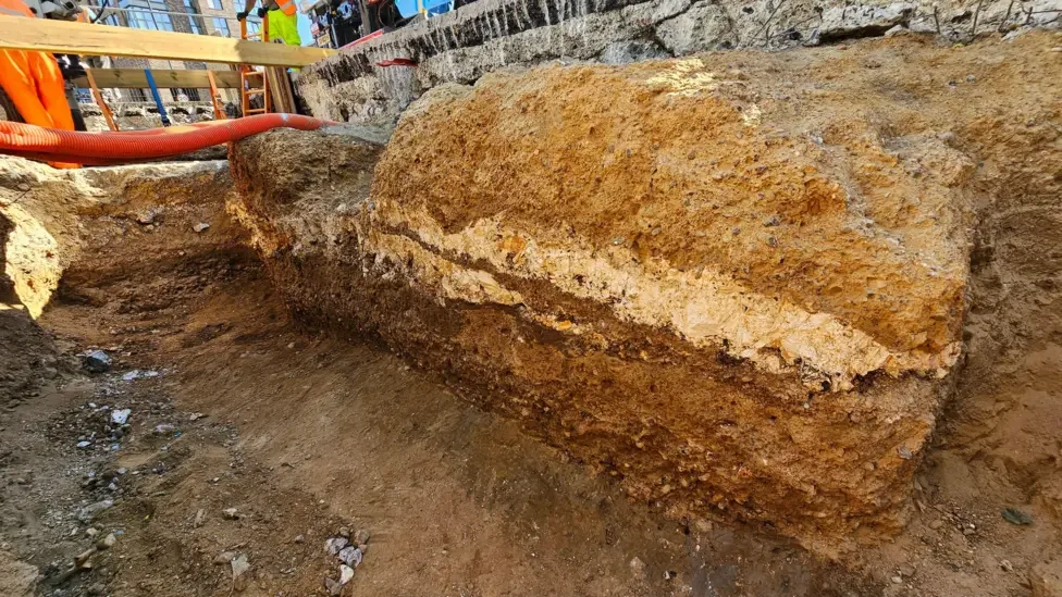 Roman road revealed directly under Old Kent Road