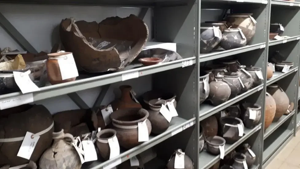 Gallery to display artefacts from 600,000 years ago