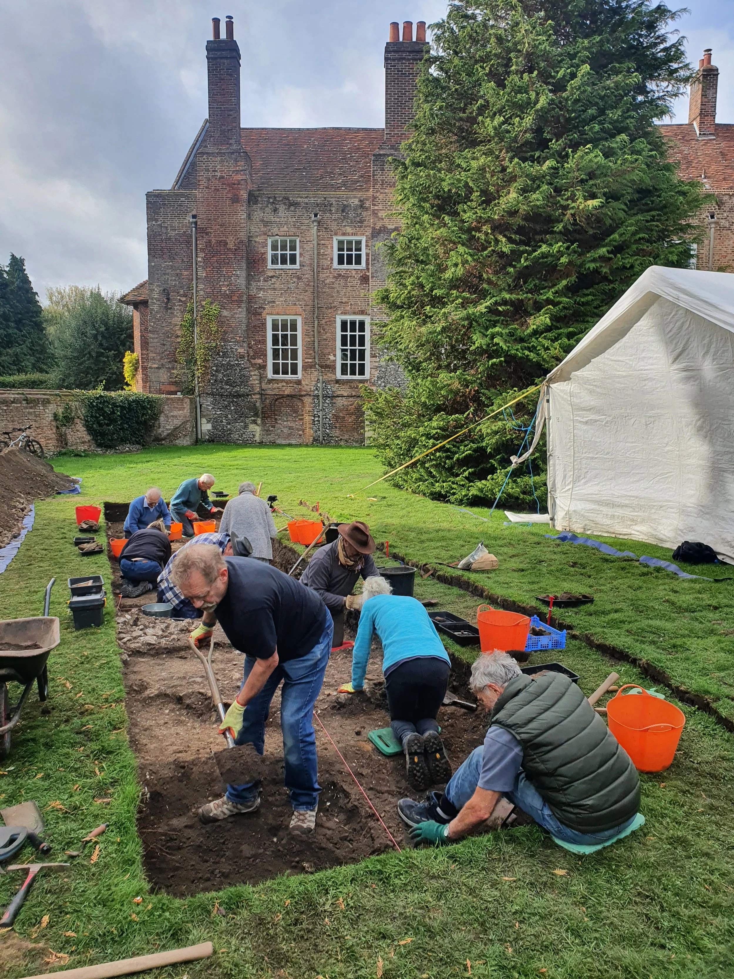 Lullingstone Castle 2022 community project