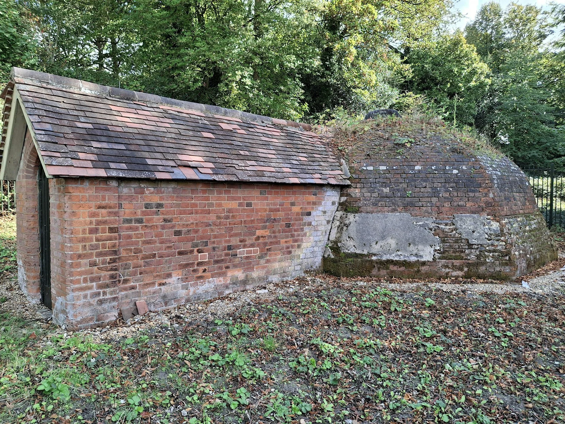 Investigate historic waterways of Richmond Park with CBA London