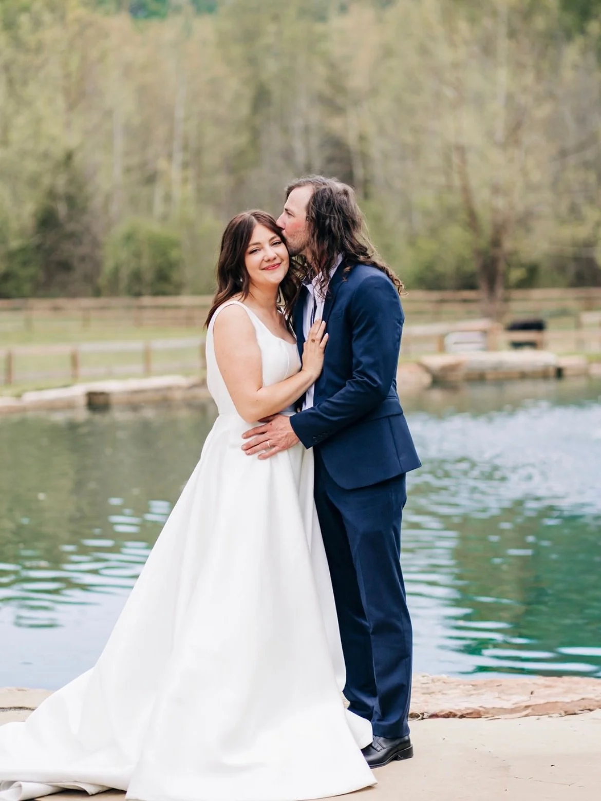 You bring the love story, we&rsquo;ll bring the dream backdrop ✨

#knoxvilleweddingvenue #weddinggoals #weddingvenue