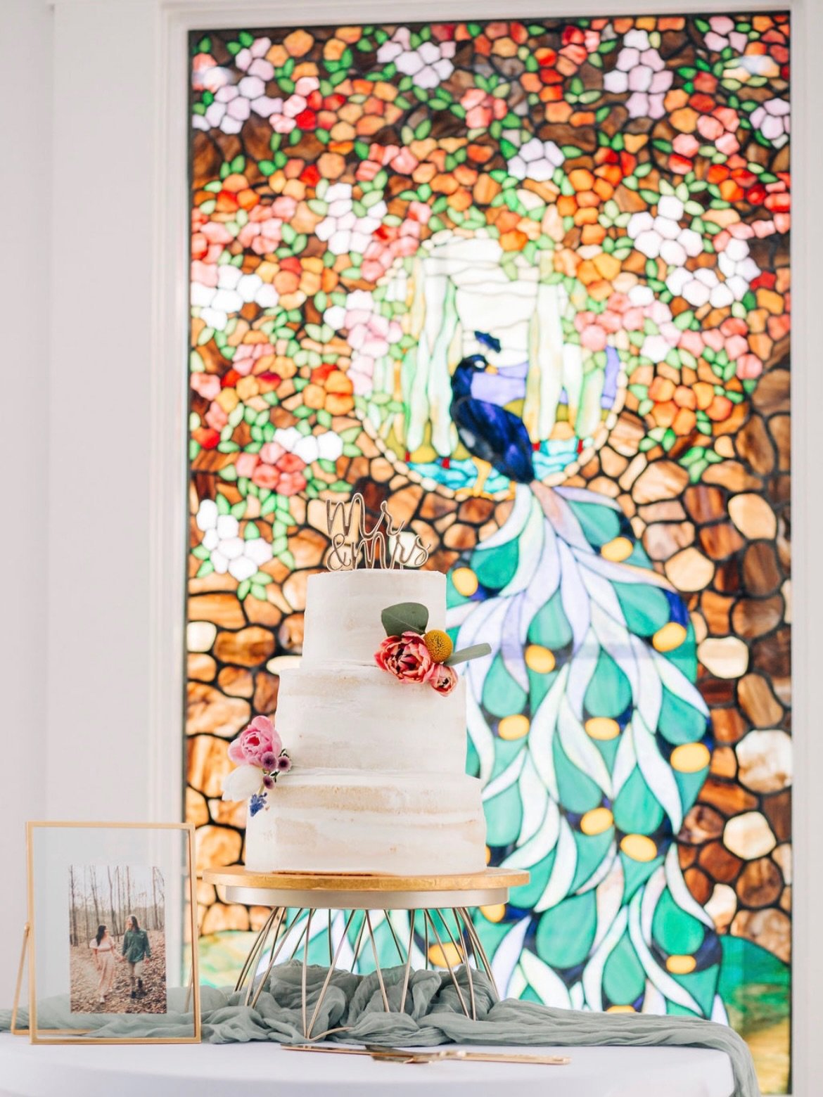The details. The atmosphere. The feeling you can&rsquo;t fully explain until you&rsquo;re here ✨
If you&rsquo;re looking for a venue that feels romantic, intentional, and unforgettable&hellip; come take a tour 🤍