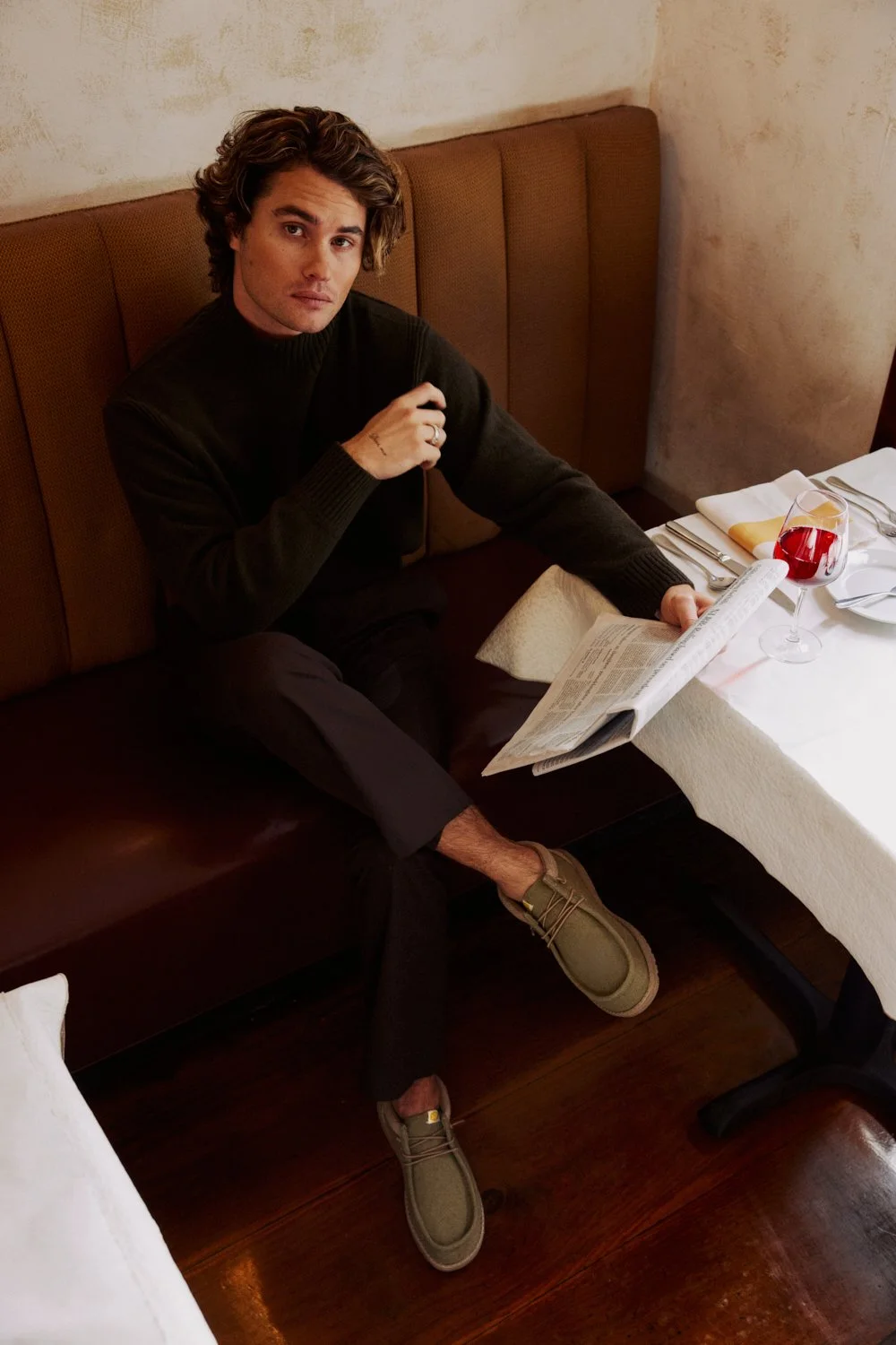 SS24_Wally_Mid_Salt_n_Stone_Olive-Tan_ 40957-3U2_117.jpeg