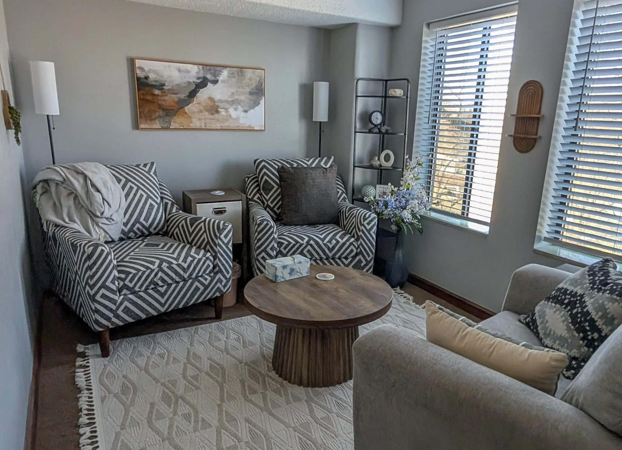 Antoinette office1.jpg