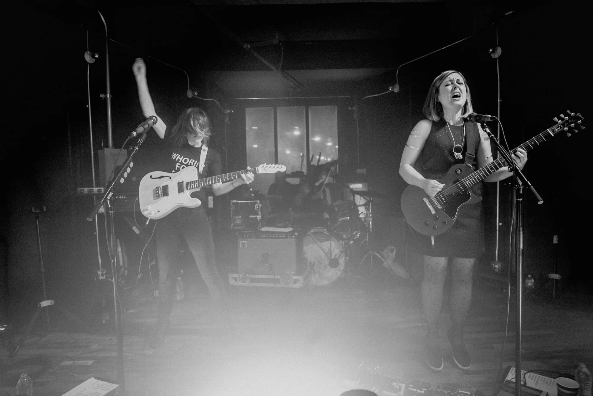 Sleater Kinney - Live in Paris: Album Art
