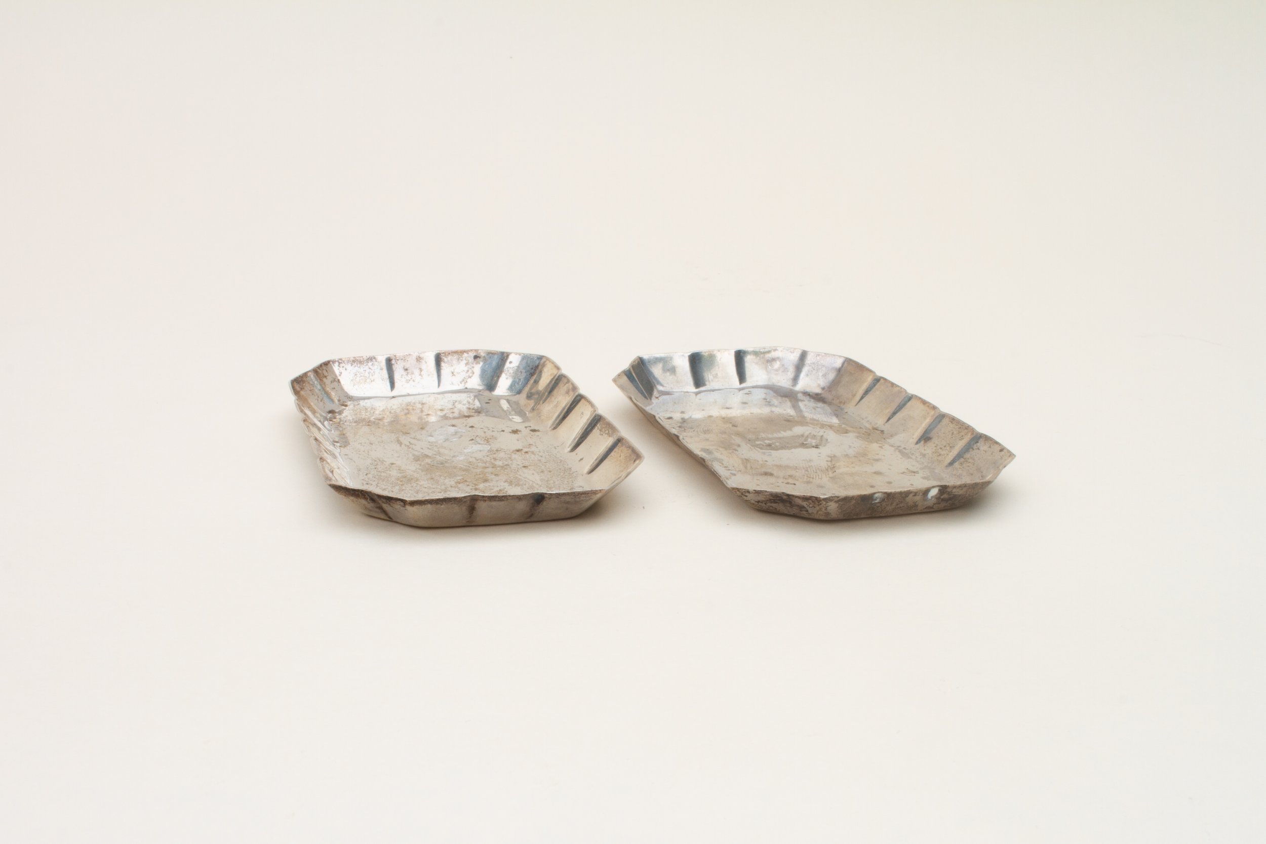 Set of 2 English Trays